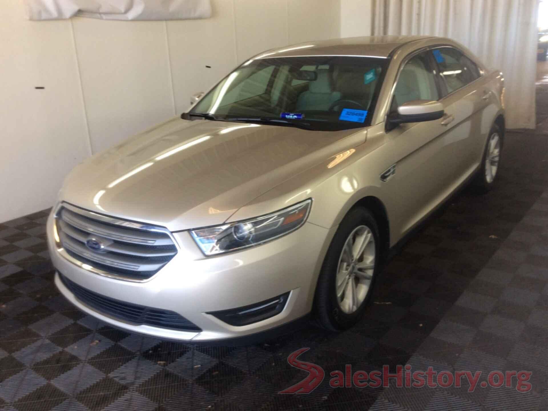 1FAHP2H8XJG104899 2018 FORD TAURUS