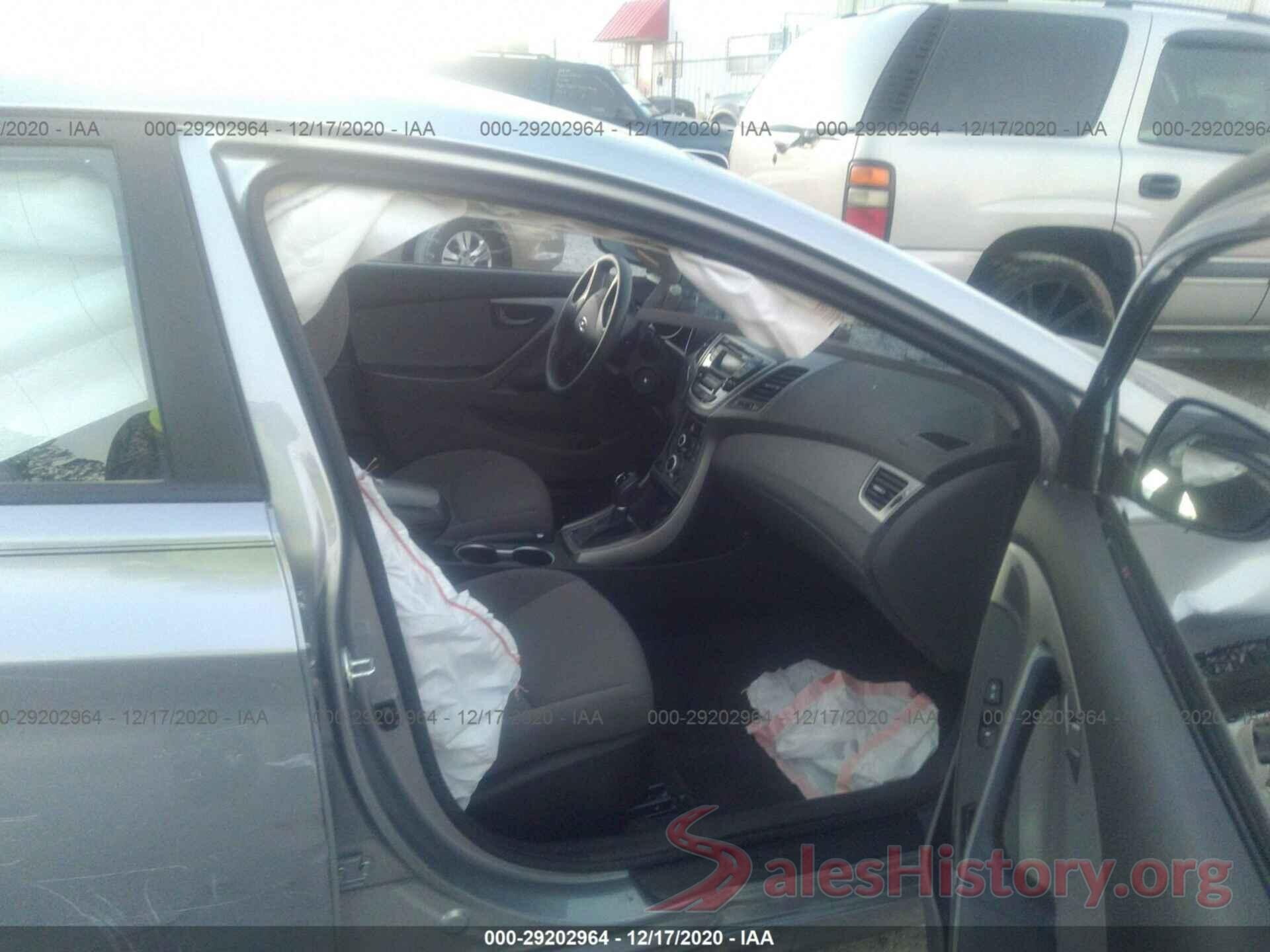 5NPDH4AE2GH721008 2016 HYUNDAI ELANTRA