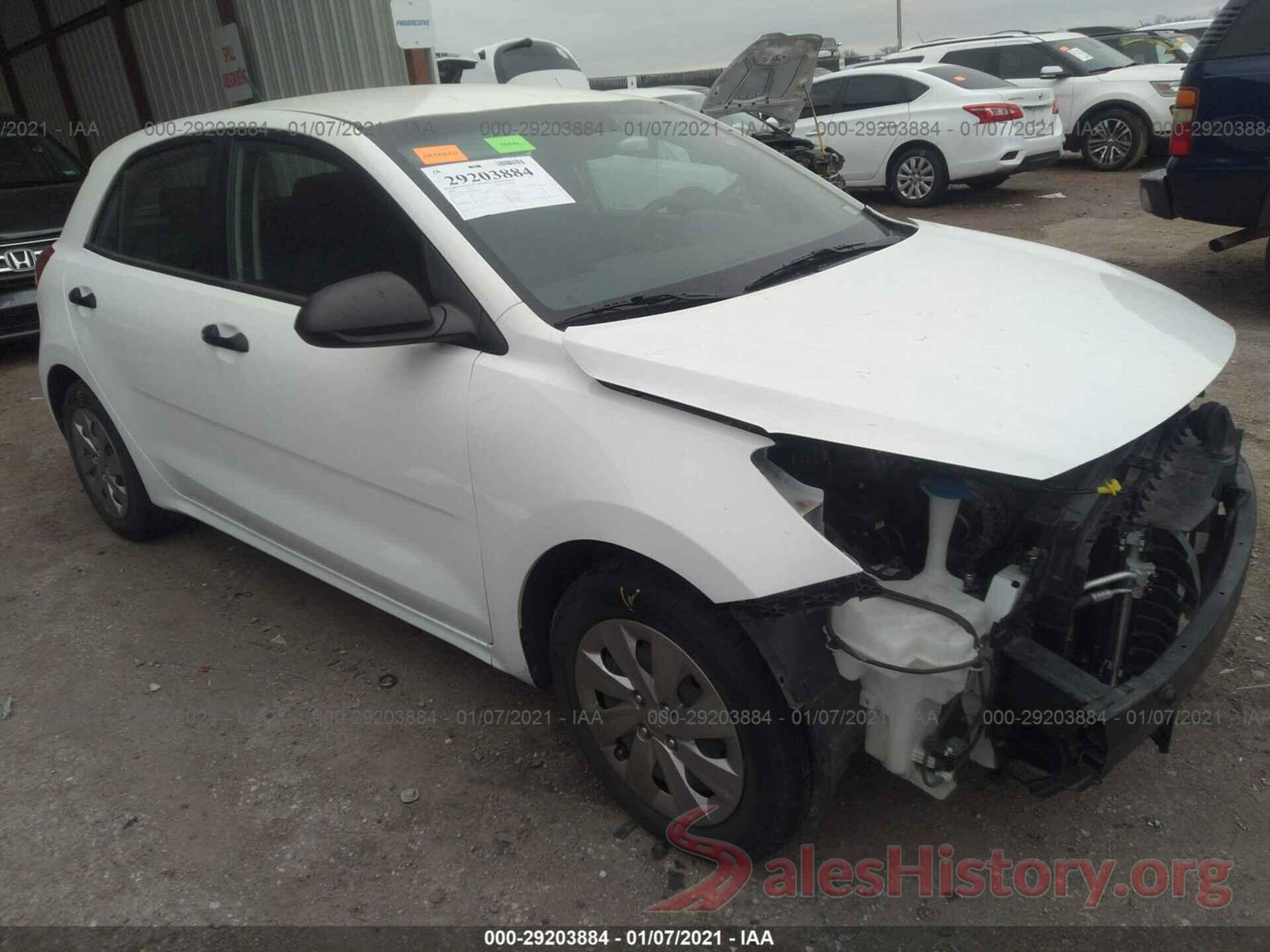 3KPA25AB0JE093820 2018 KIA RIO 5-DOOR