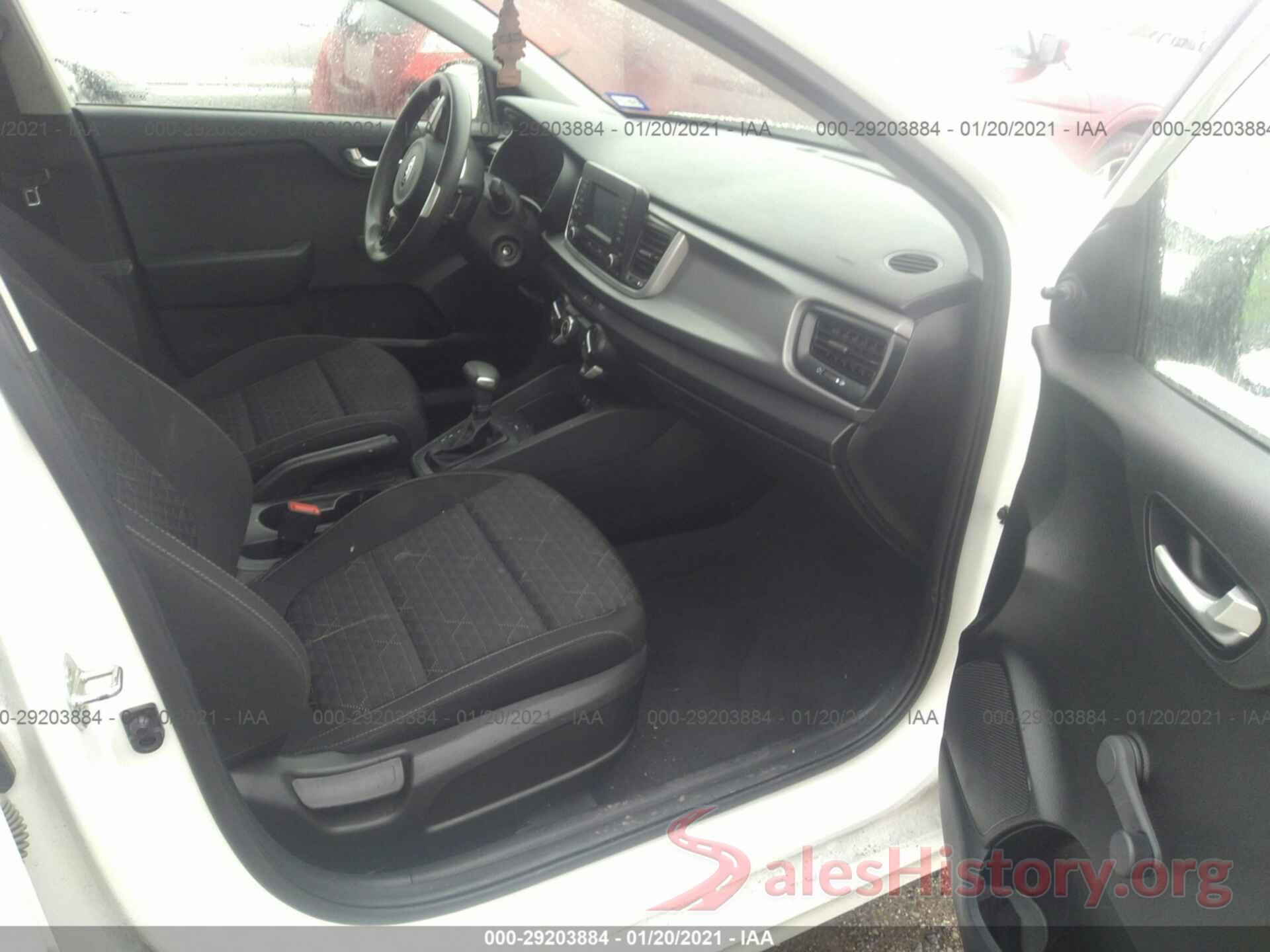 3KPA25AB0JE093820 2018 KIA RIO 5-DOOR