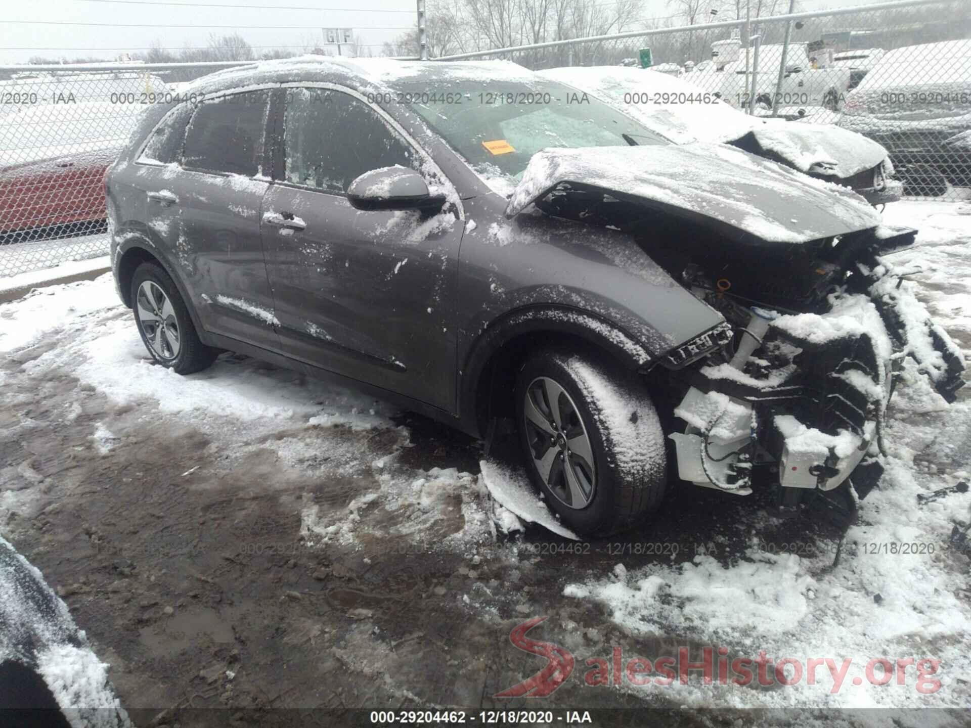 KNDCB3LC5H5063978 2017 KIA NIRO