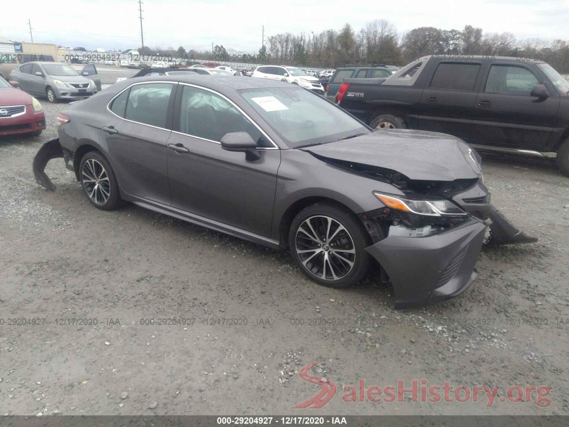 4T1G11AK1LU324679 2020 TOYOTA CAMRY