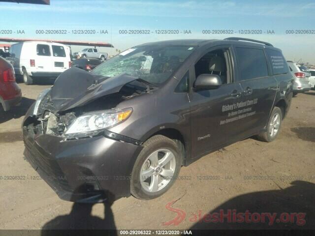 5TDKZ3DC8KS988763 2019 TOYOTA SIENNA