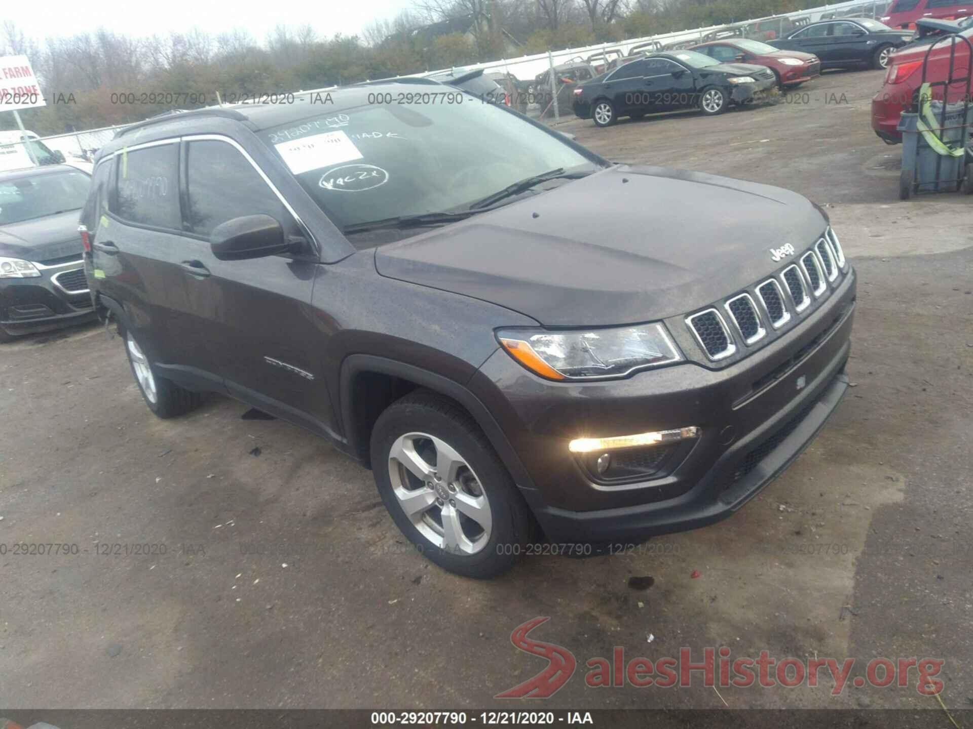 3C4NJDBB8JT185556 2018 JEEP COMPASS