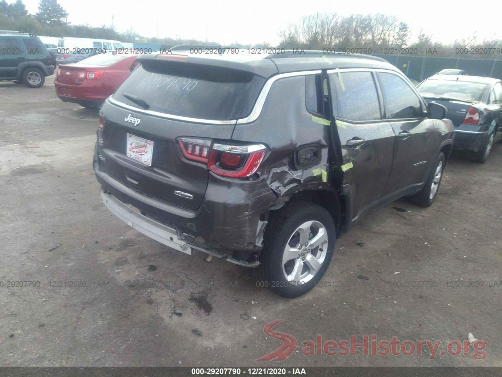 3C4NJDBB8JT185556 2018 JEEP COMPASS