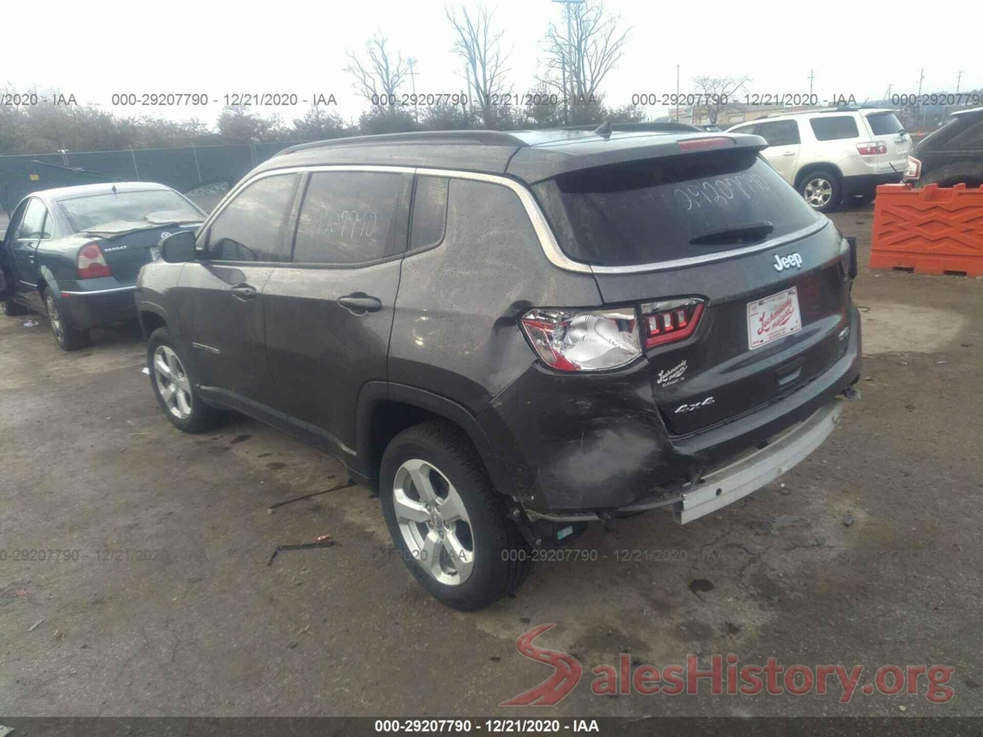 3C4NJDBB8JT185556 2018 JEEP COMPASS