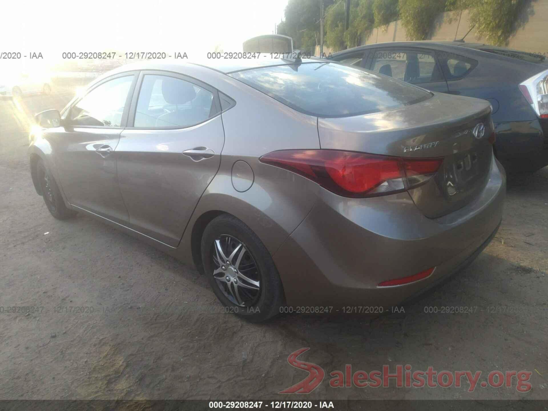 5NPDH4AE9GH773297 2016 HYUNDAI ELANTRA