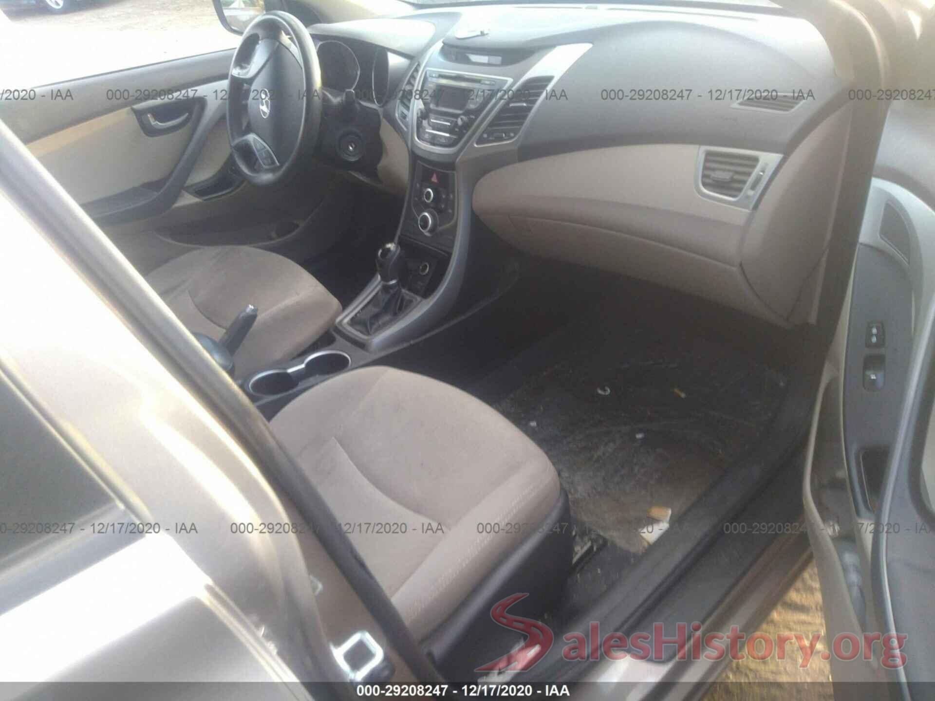 5NPDH4AE9GH773297 2016 HYUNDAI ELANTRA