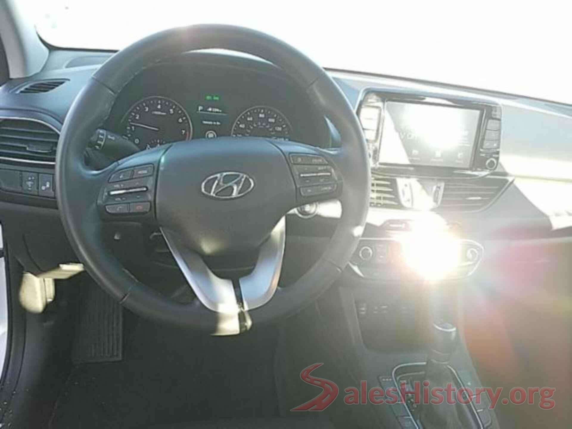 KMHH35LE2JU010257 2018 HYUNDAI ELANTRA GT