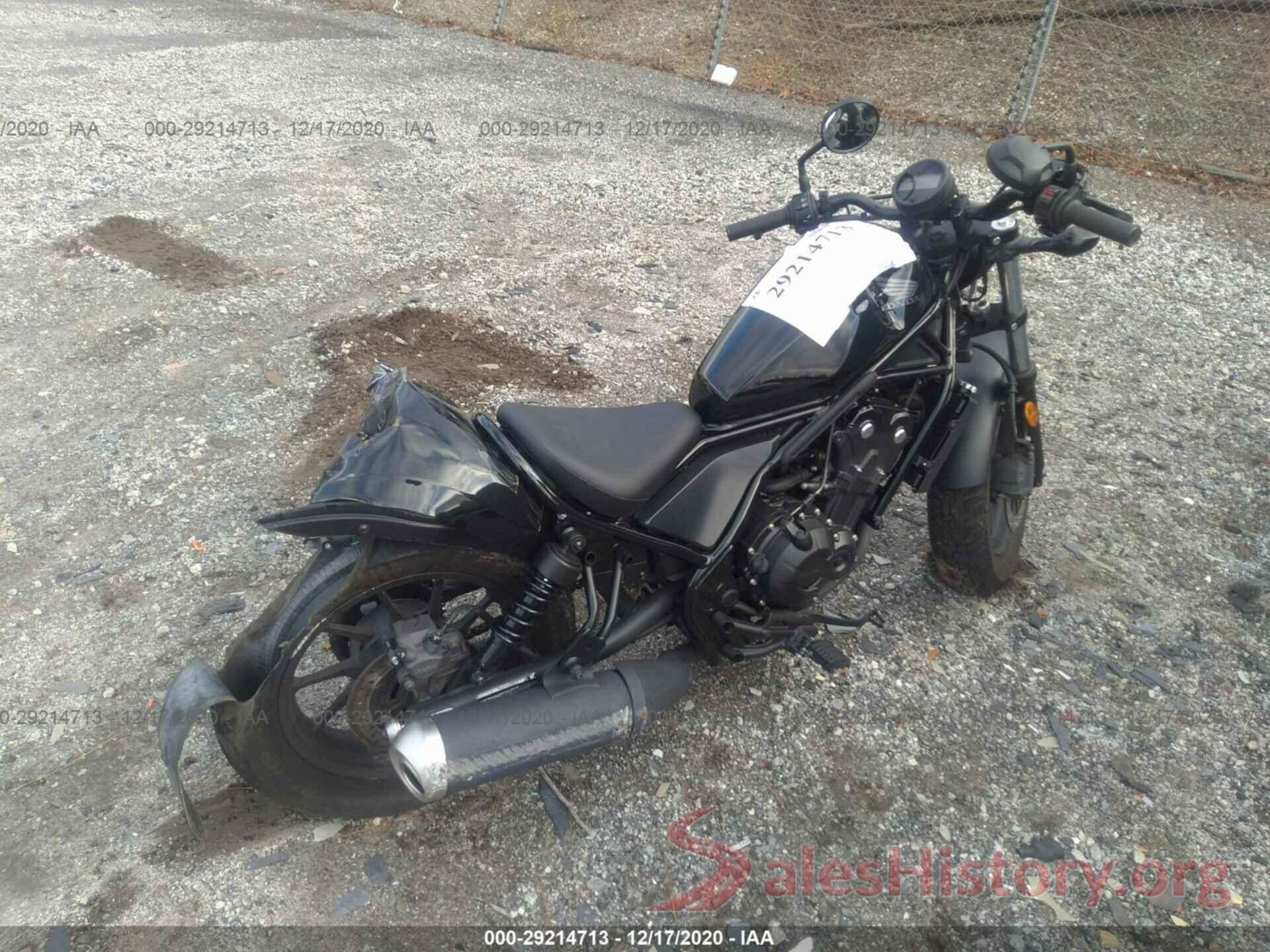 MLHPC5605H5002333 2017 HONDA CMX500