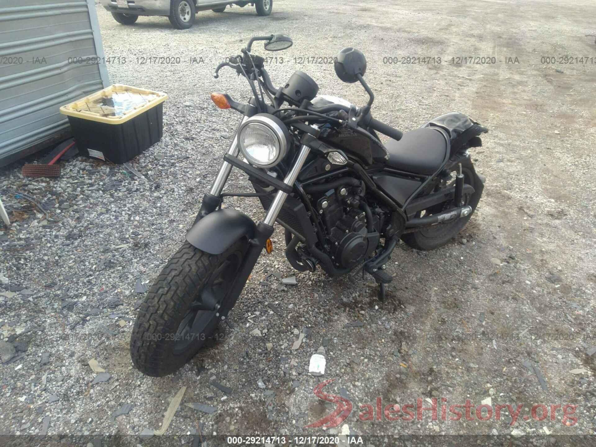 MLHPC5605H5002333 2017 HONDA CMX500