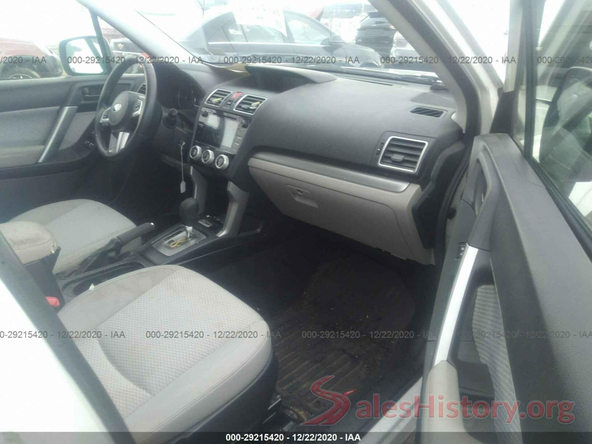 JF2SJAGC0HH483998 2017 SUBARU FORESTER