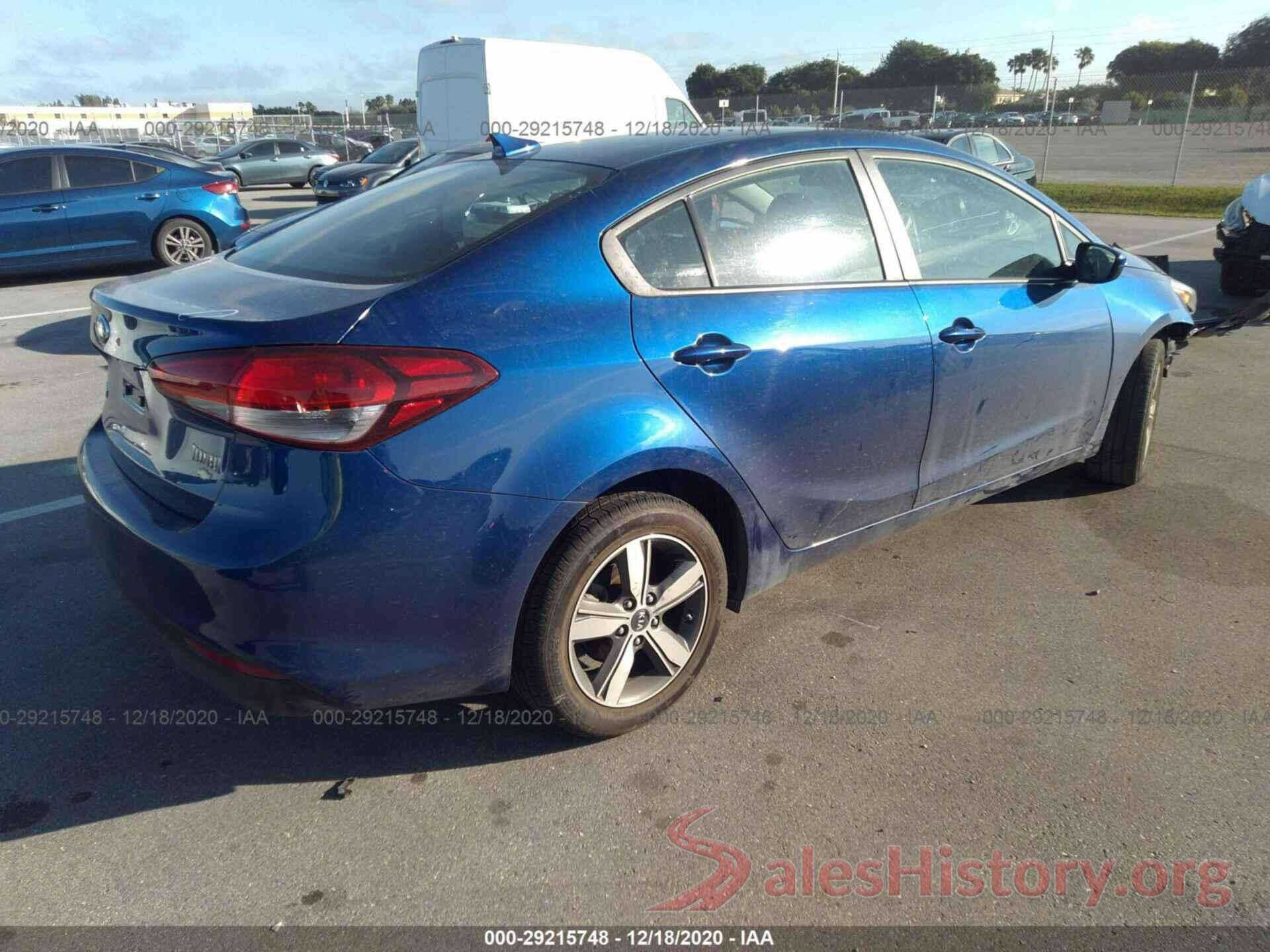 3KPFL4A78JE241303 2018 KIA FORTE