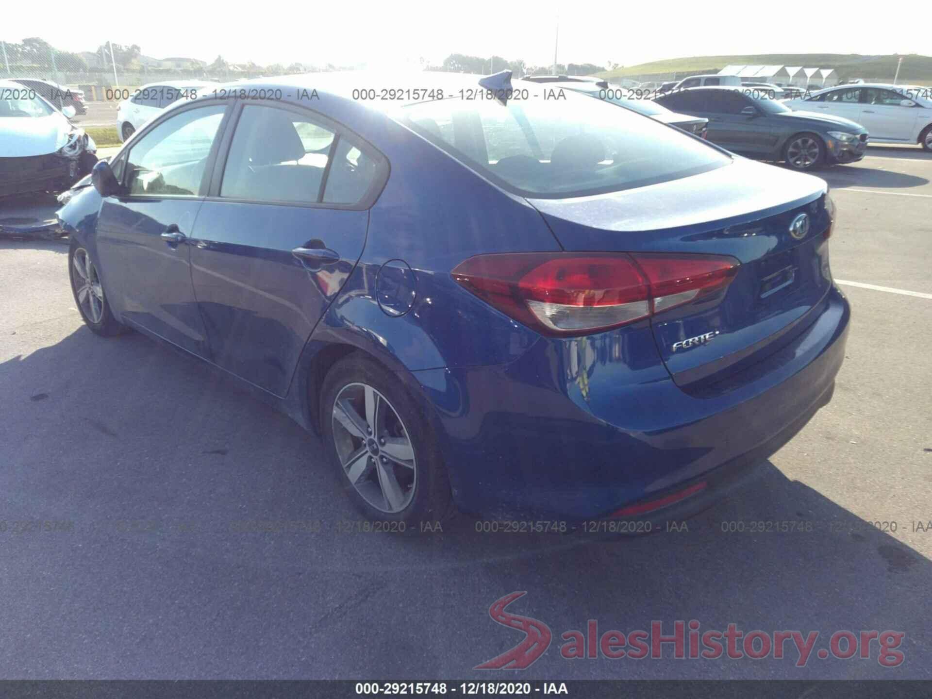 3KPFL4A78JE241303 2018 KIA FORTE