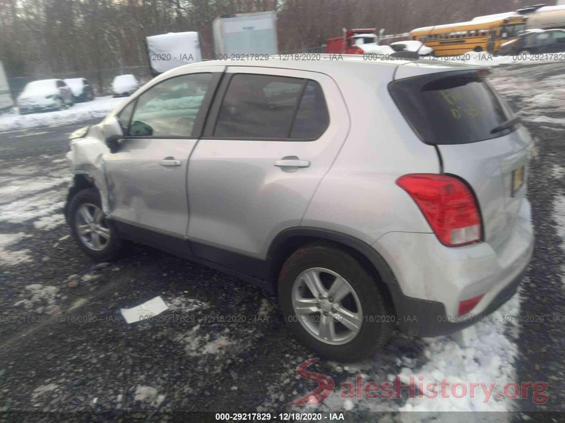 3GNCJKSB5KL304247 2019 CHEVROLET TRAX