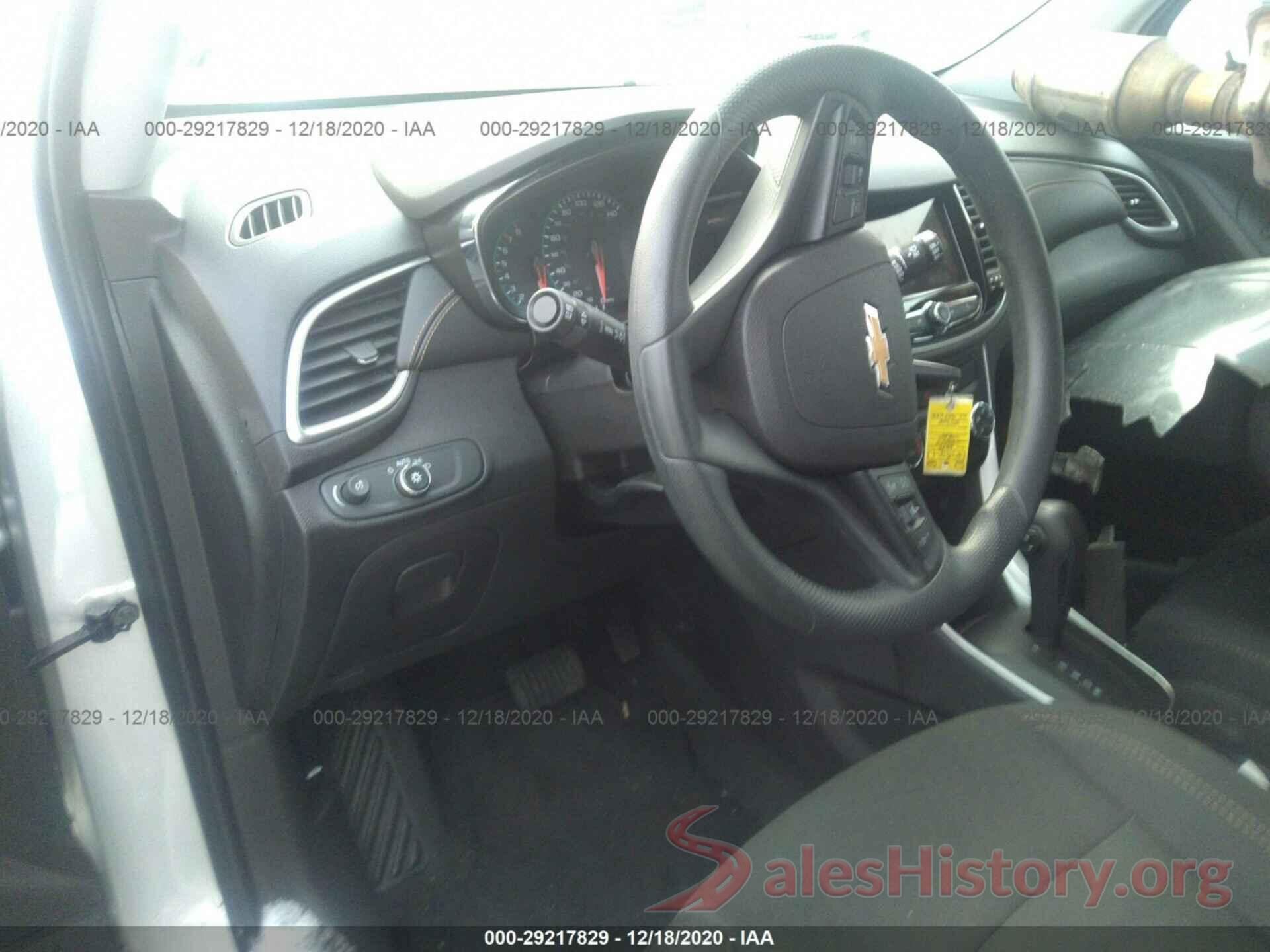 3GNCJKSB5KL304247 2019 CHEVROLET TRAX