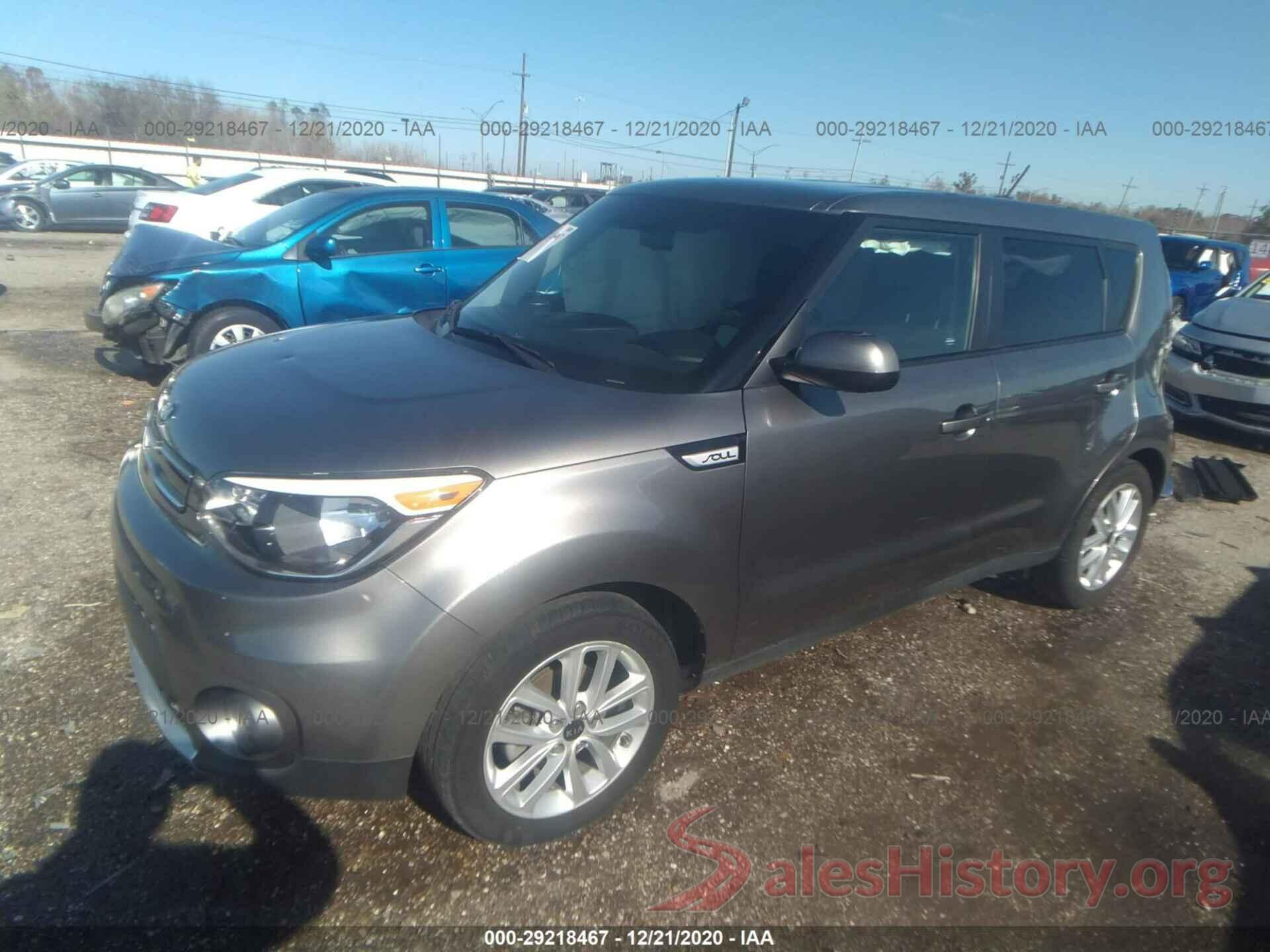 KNDJP3A5XJ7611089 2018 KIA SOUL