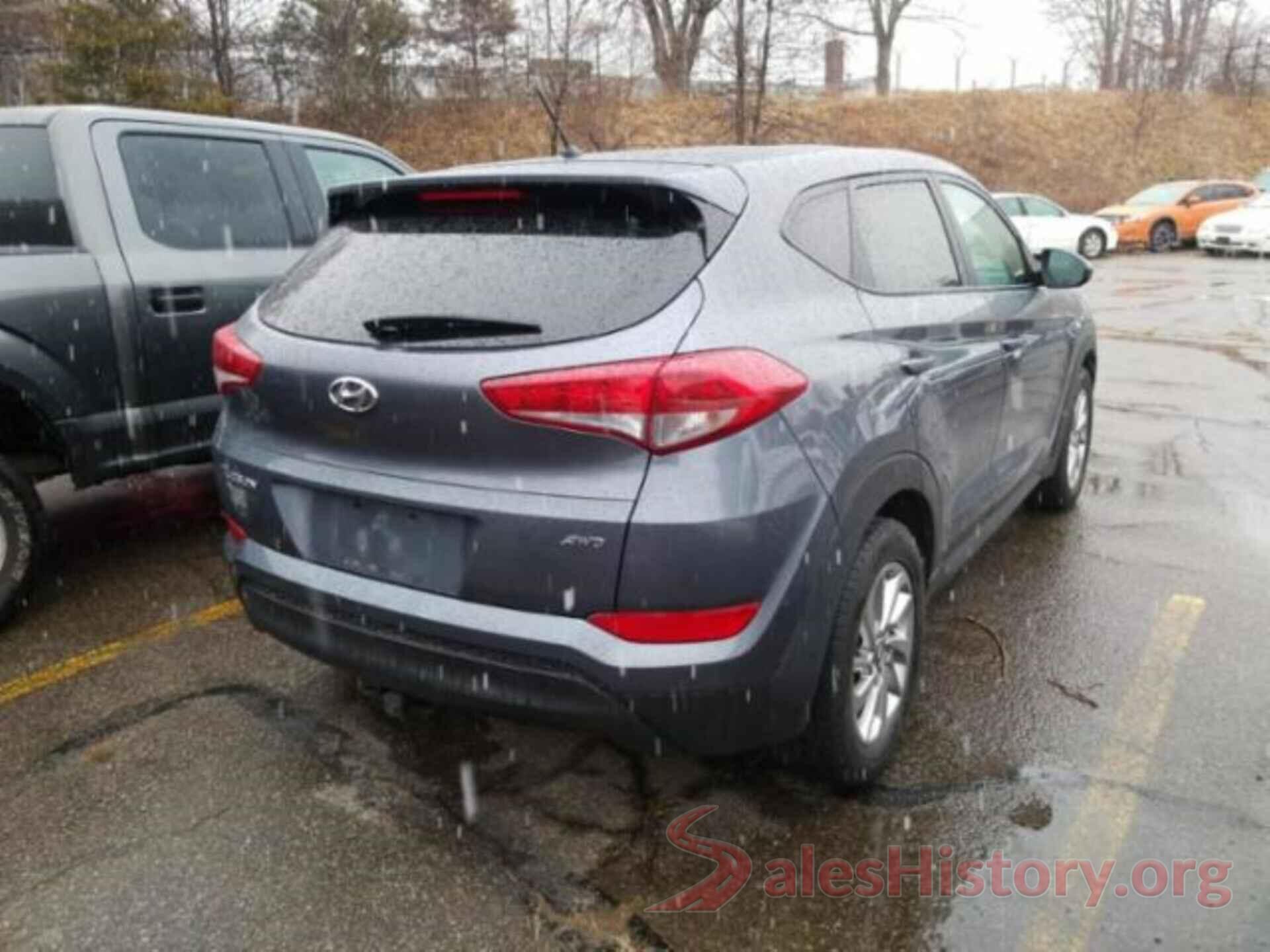 KM8J2CA48JU756778 2018 HYUNDAI TUCSON