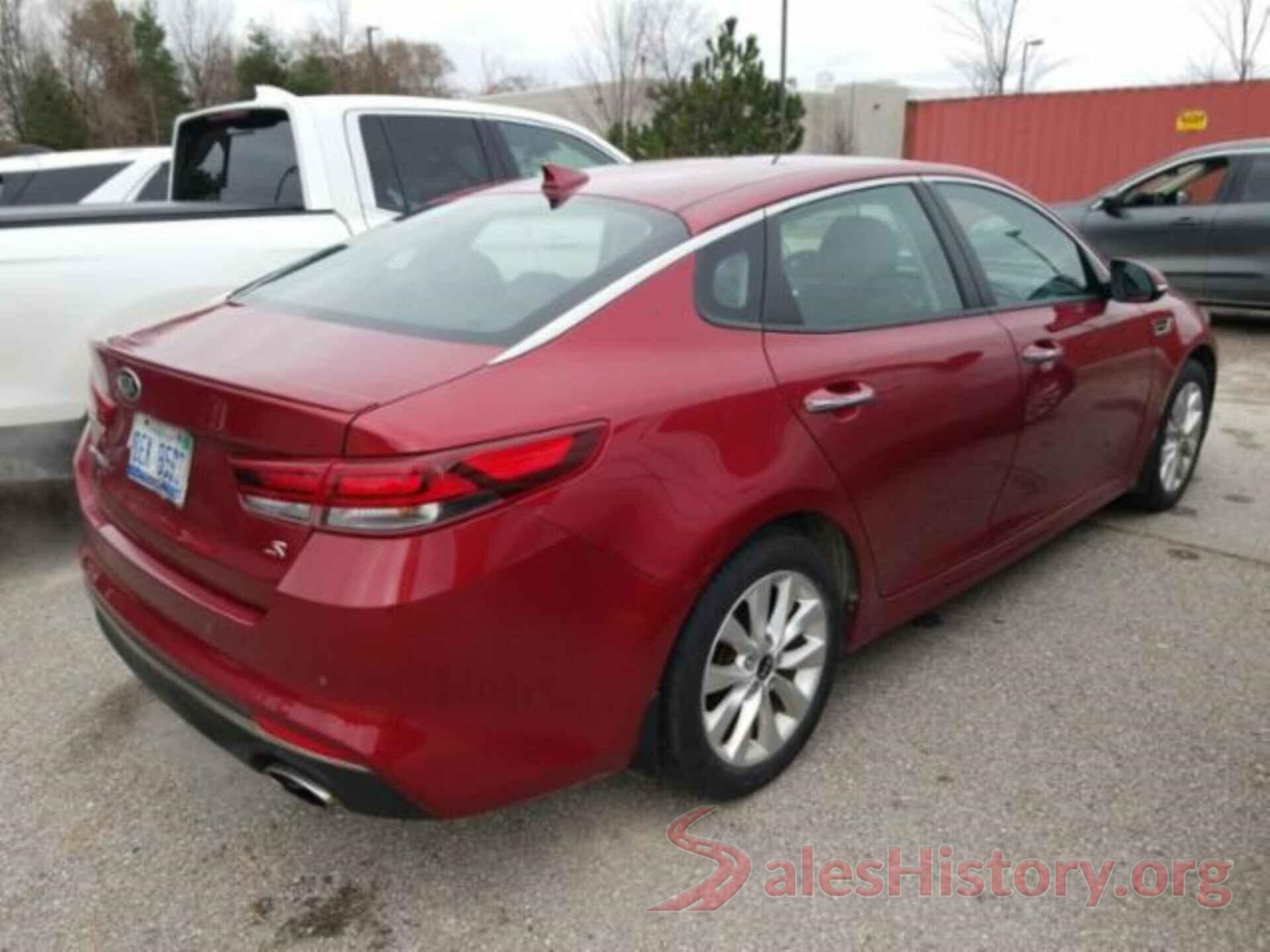 5XXGT4L36JG215823 2018 KIA OPTIMA