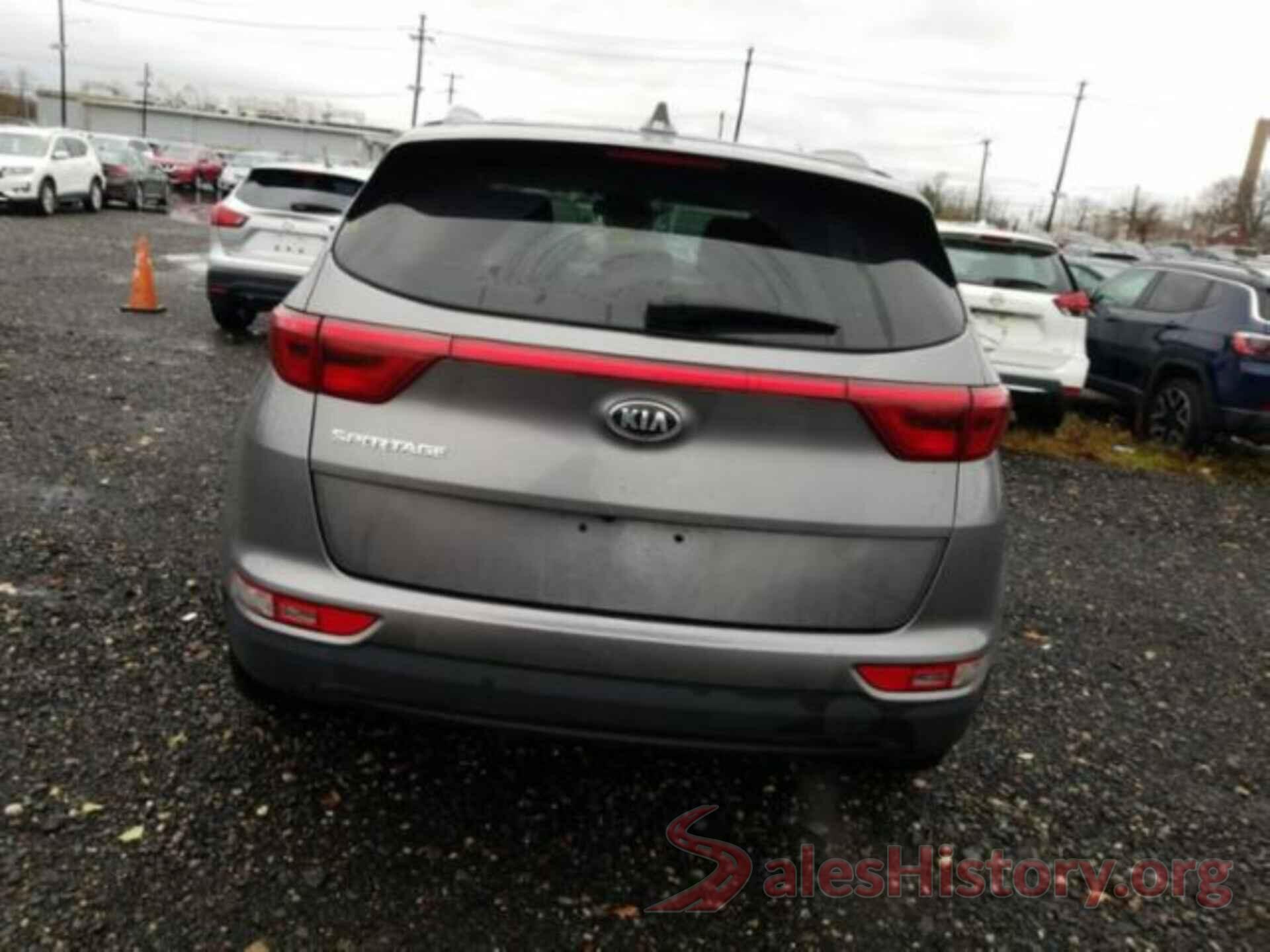 KNDPMCAC8J7466703 2018 KIA SPORTAGE