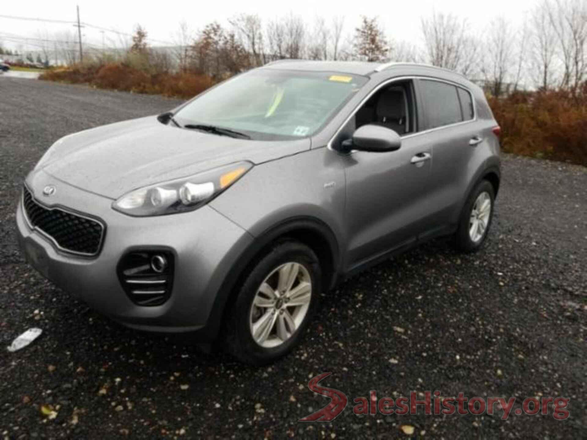 KNDPMCAC8J7466703 2018 KIA SPORTAGE