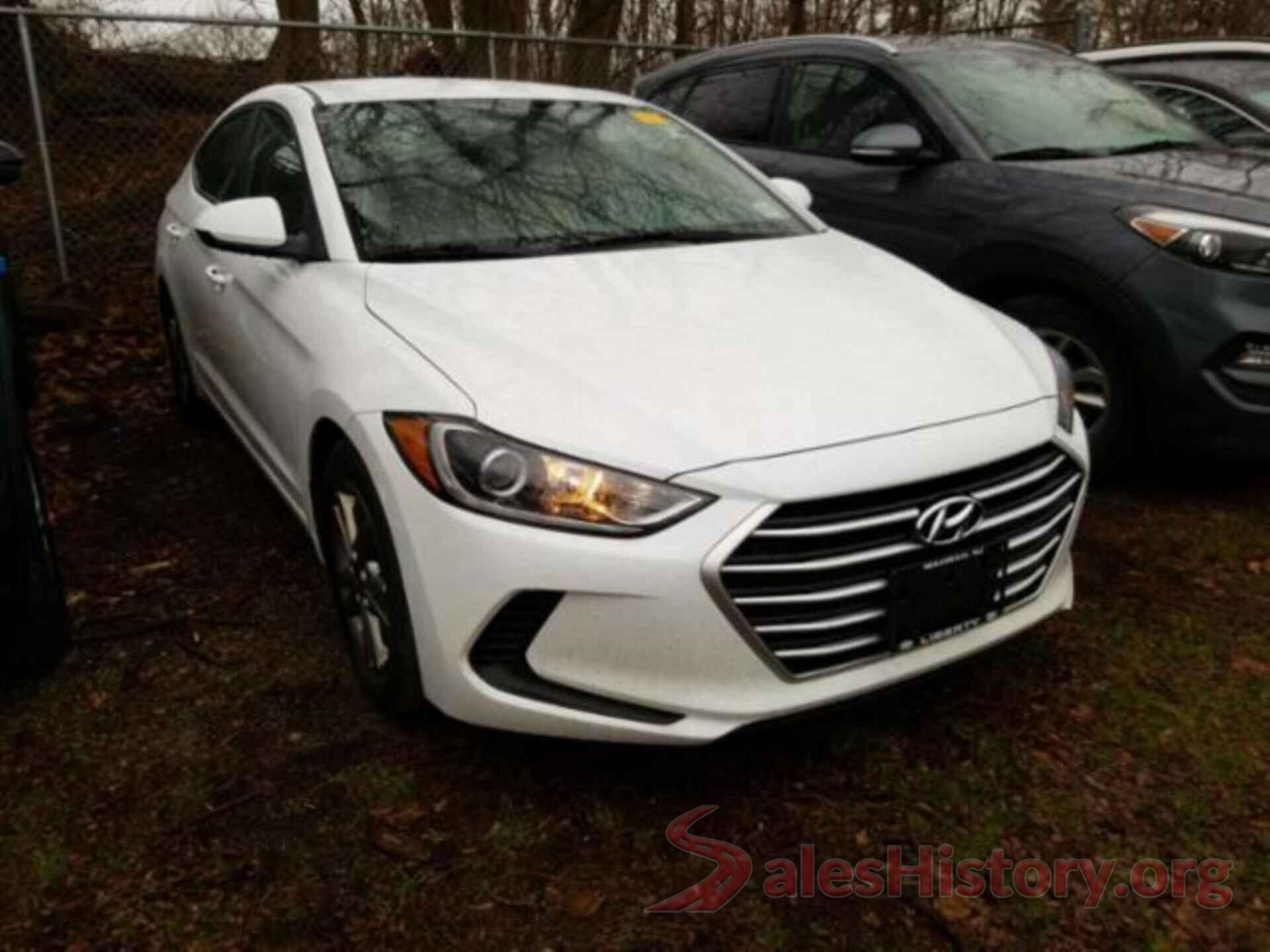 5NPD84LF6JH275586 2018 HYUNDAI ELANTRA