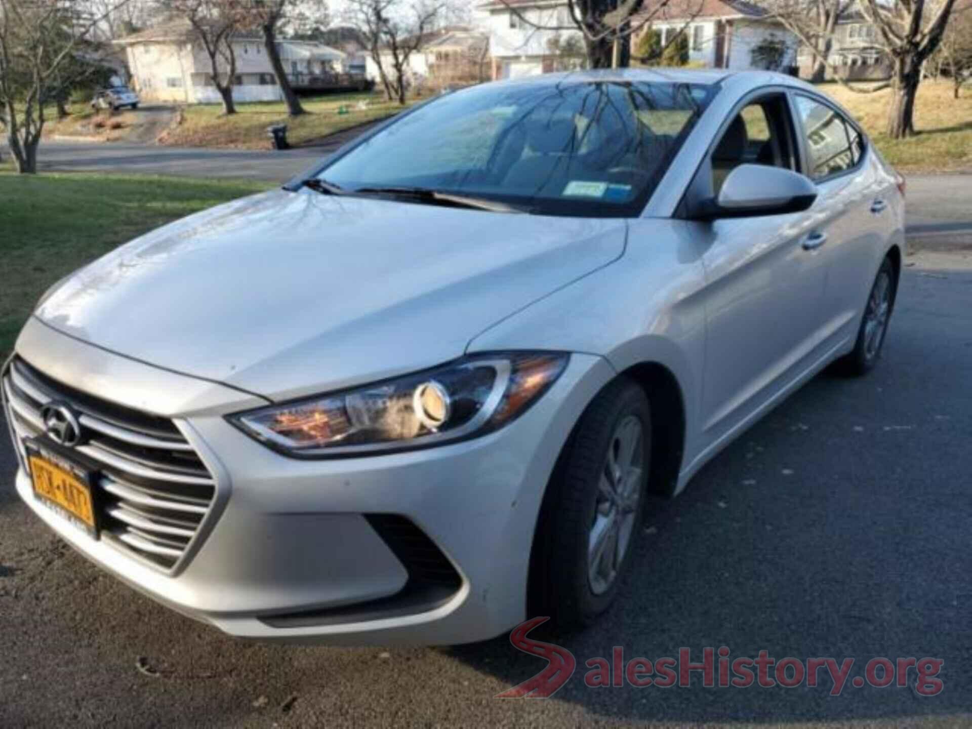 5NPD84LF7HH180898 2017 HYUNDAI ELANTRA