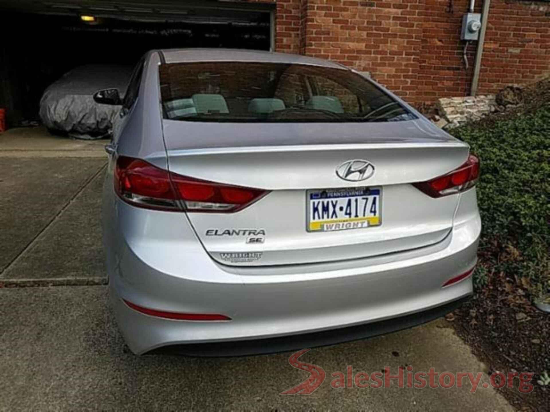 5NPD74LF3JH263429 2018 HYUNDAI ELANTRA