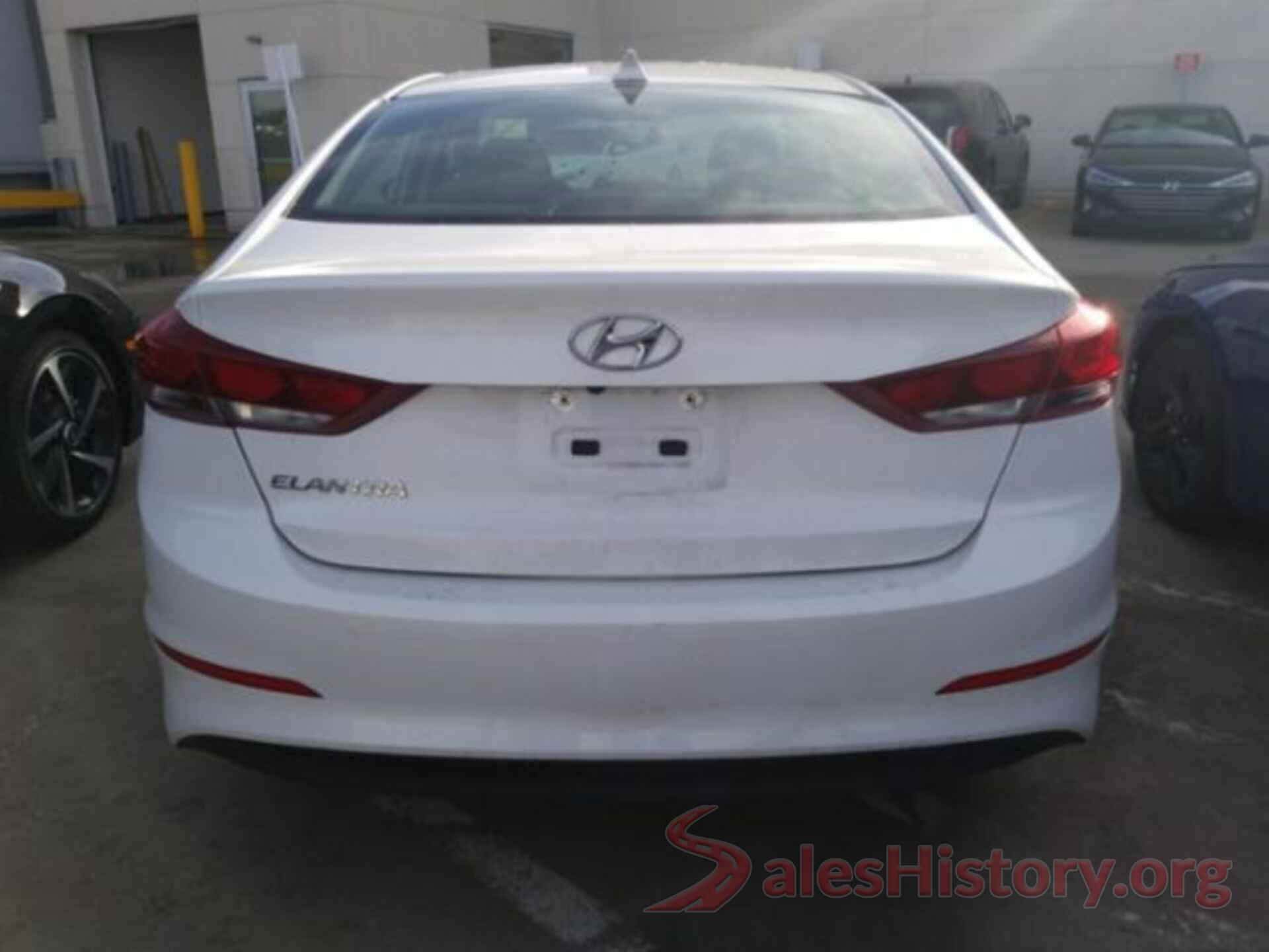 5NPD84LF3JH256364 2018 HYUNDAI ELANTRA