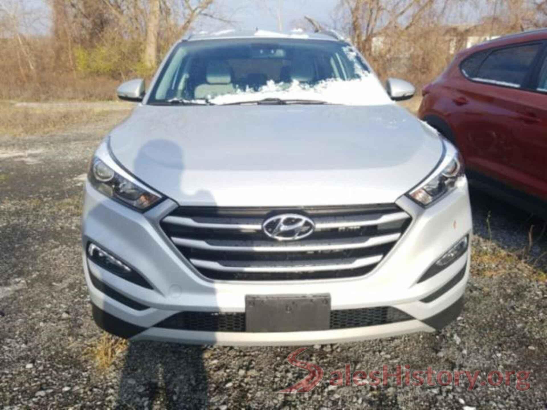 KM8J3CA20HU281794 2017 HYUNDAI TUCSON