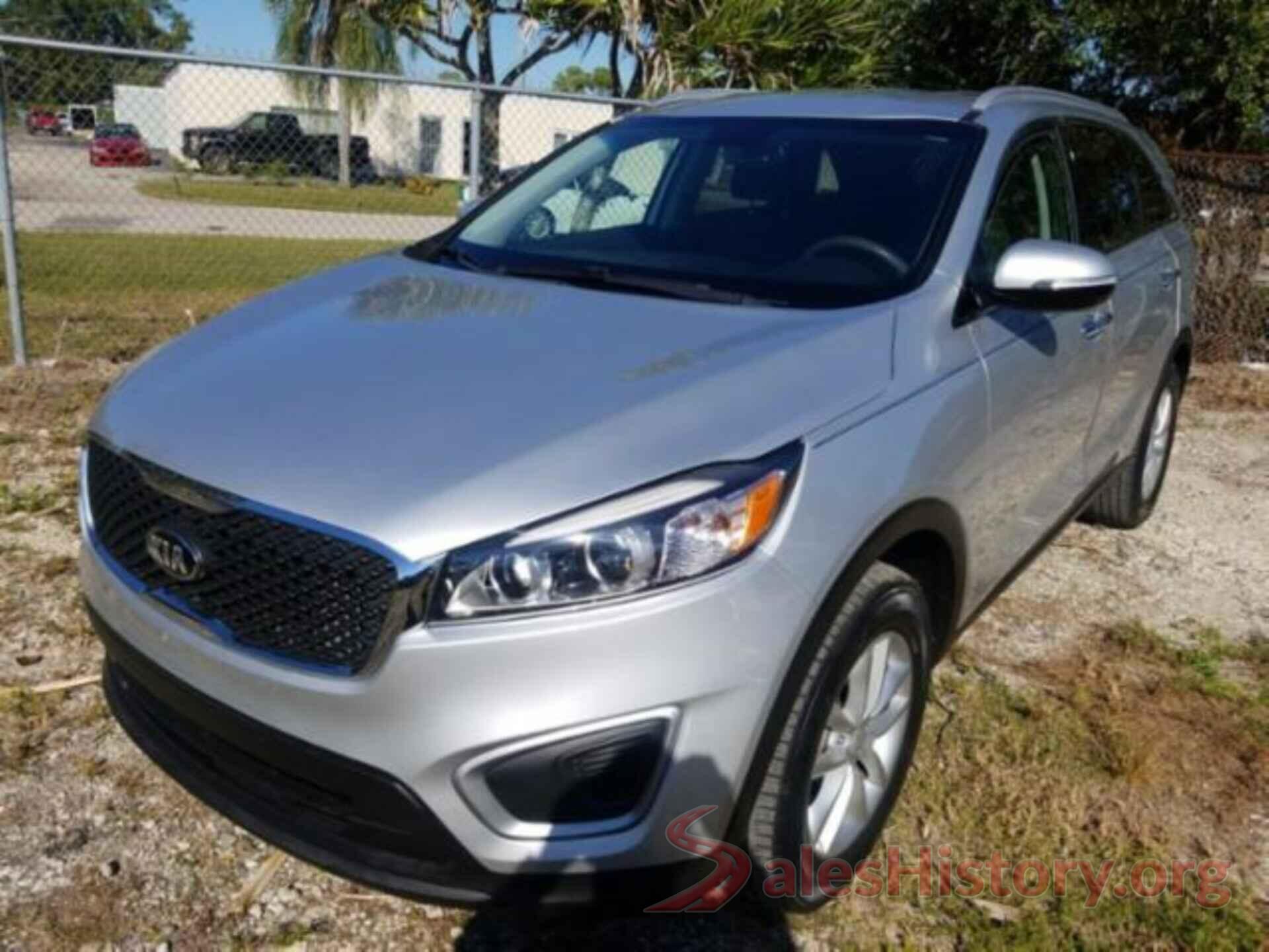 5XYPG4A3XJG344389 2018 KIA SORENTO