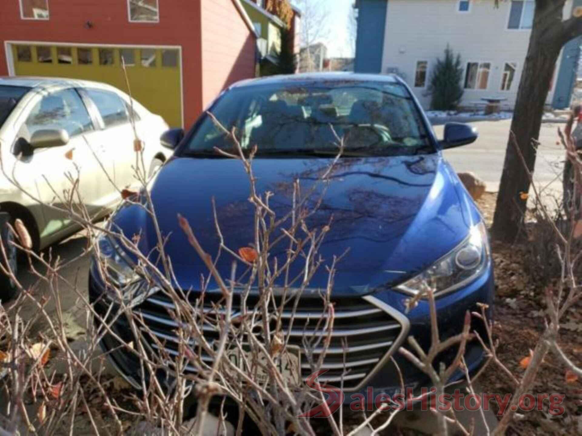 5NPD74LF9JH220102 2018 HYUNDAI ELANTRA