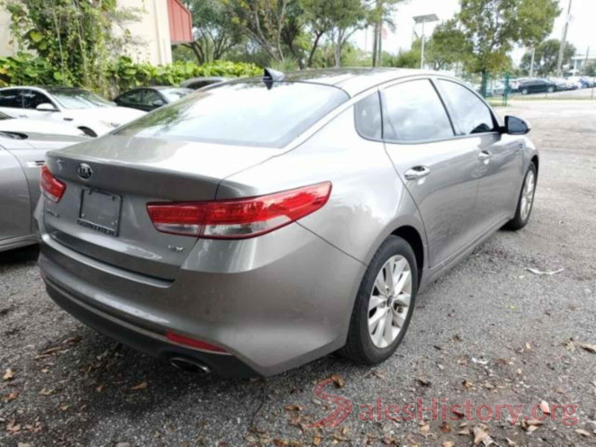 5XXGU4L38JG188377 2018 KIA OPTIMA