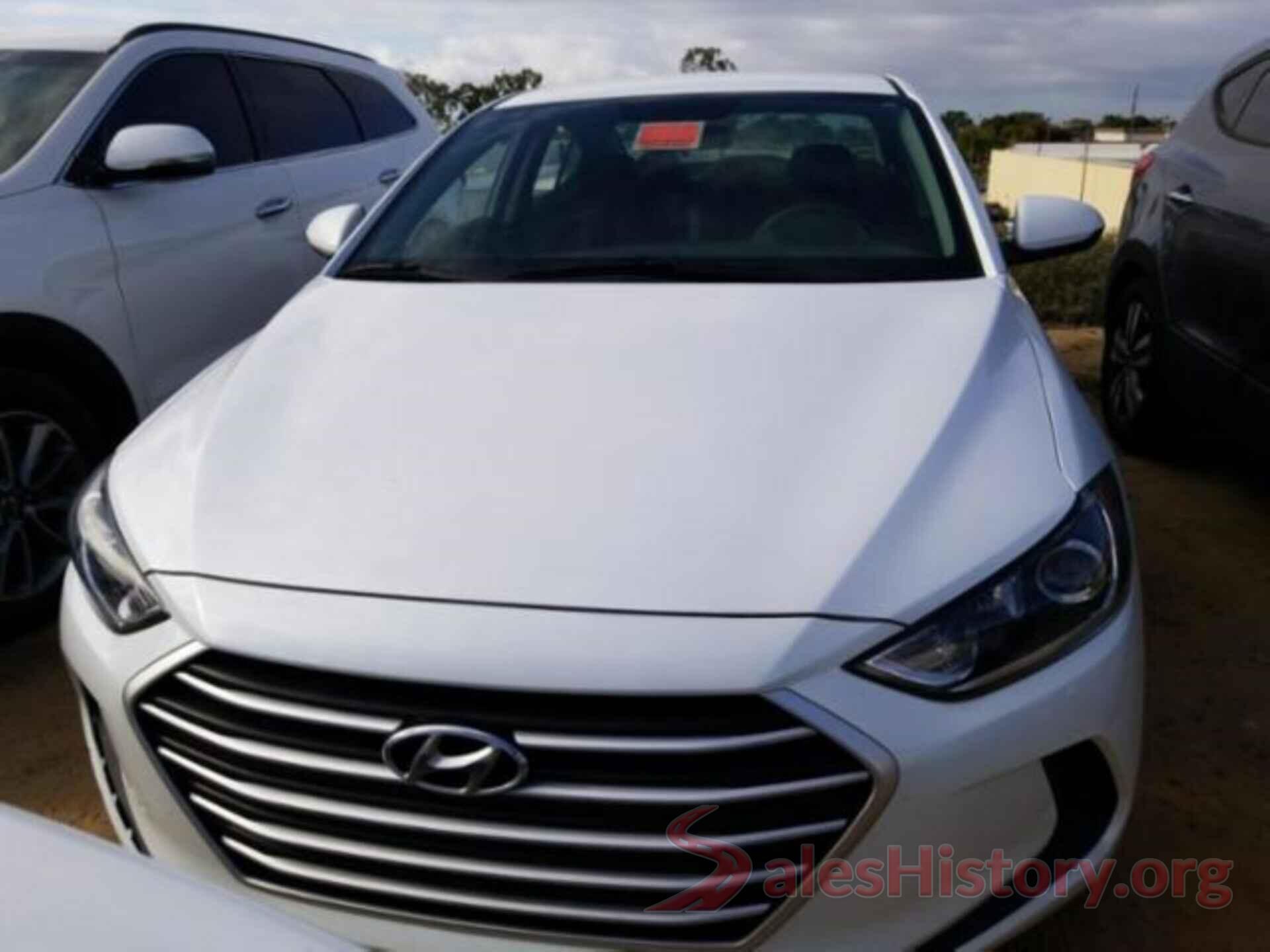 5NPD84LF1JH237943 2018 HYUNDAI ELANTRA