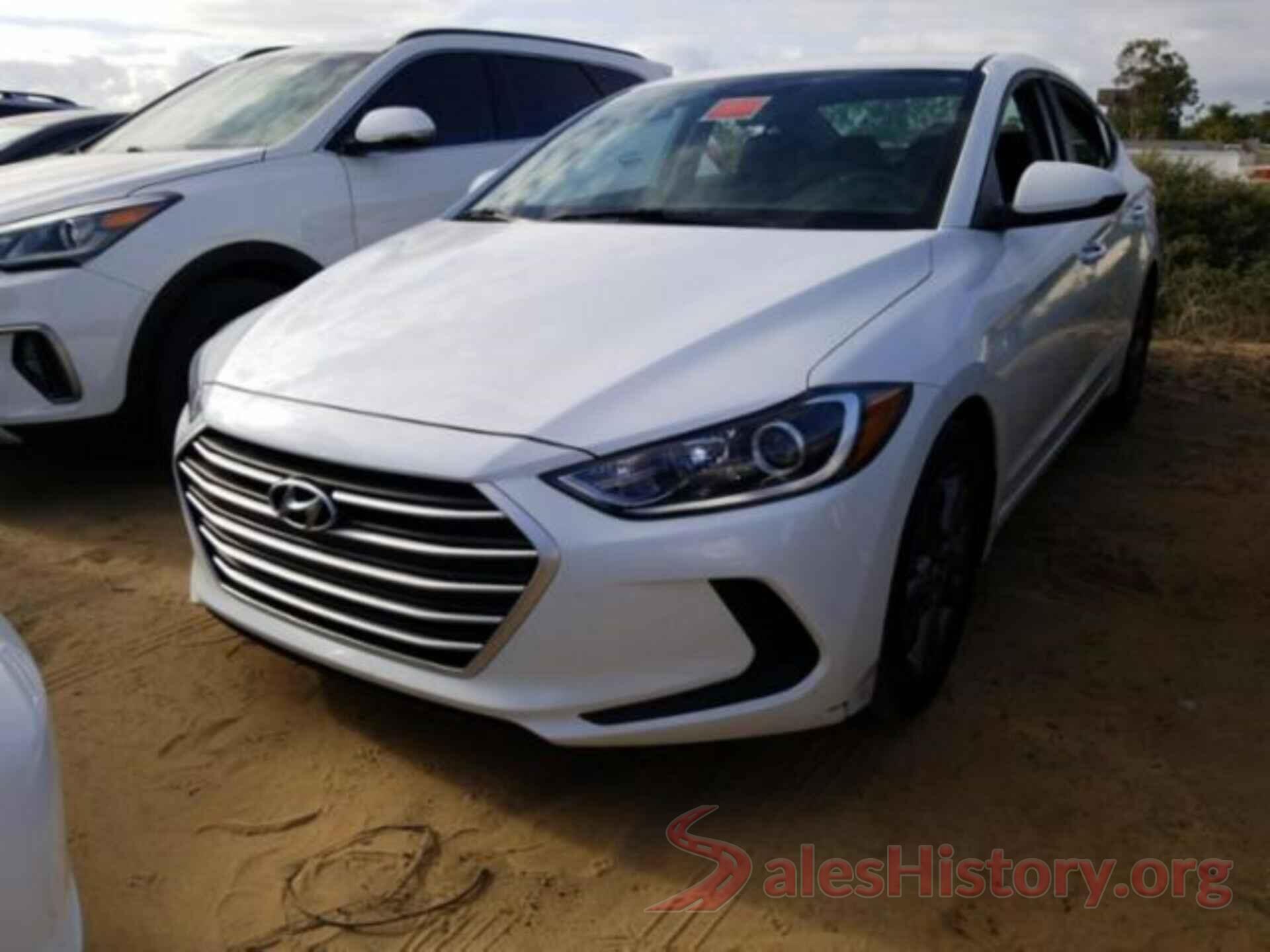 5NPD84LF1JH237943 2018 HYUNDAI ELANTRA