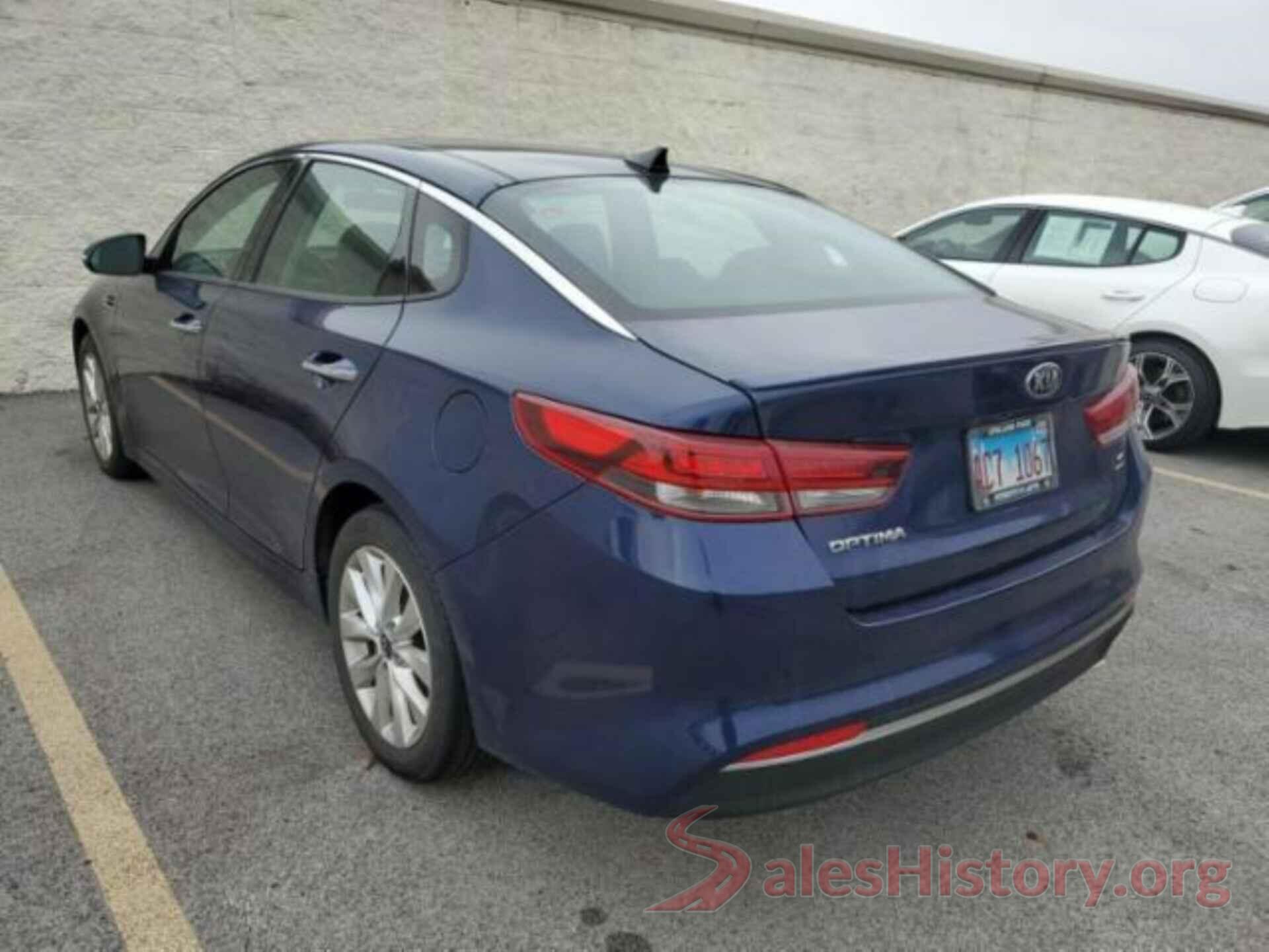 5XXGT4L35JG210001 2018 KIA OPTIMA