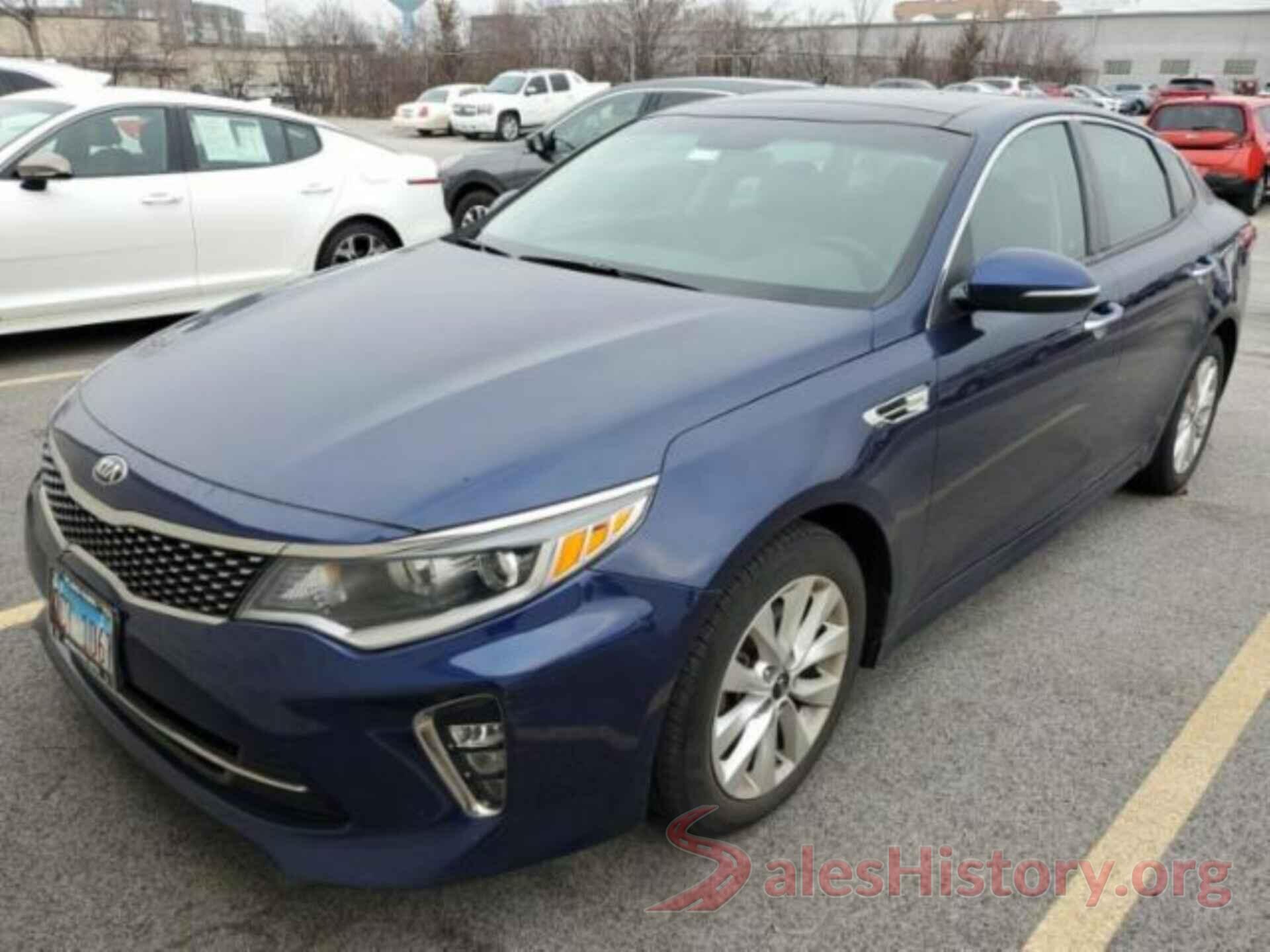 5XXGT4L35JG210001 2018 KIA OPTIMA