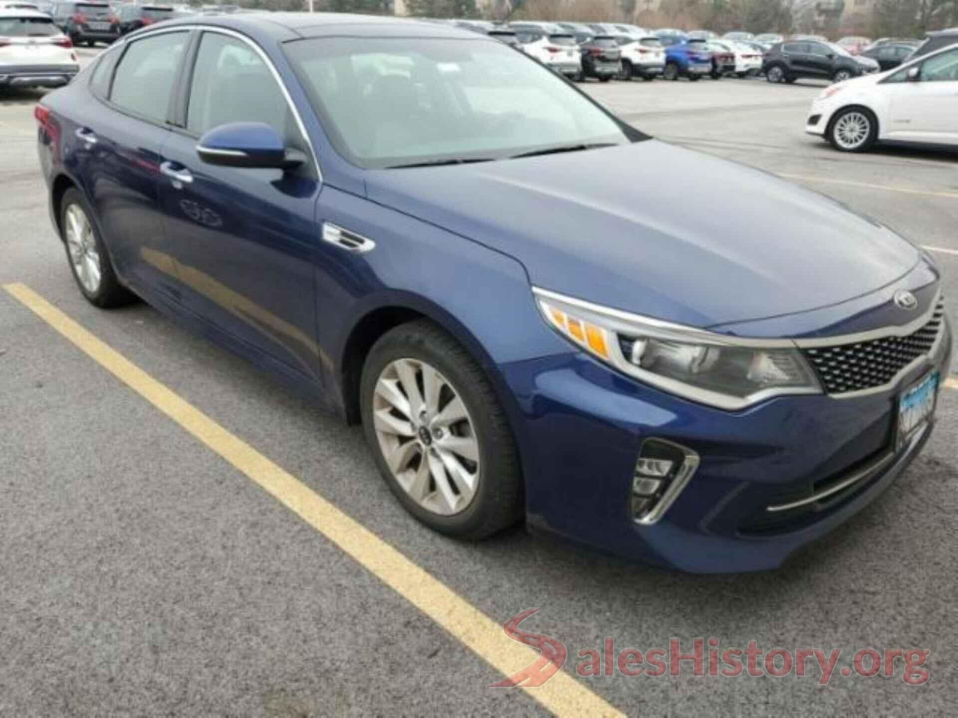 5XXGT4L35JG210001 2018 KIA OPTIMA