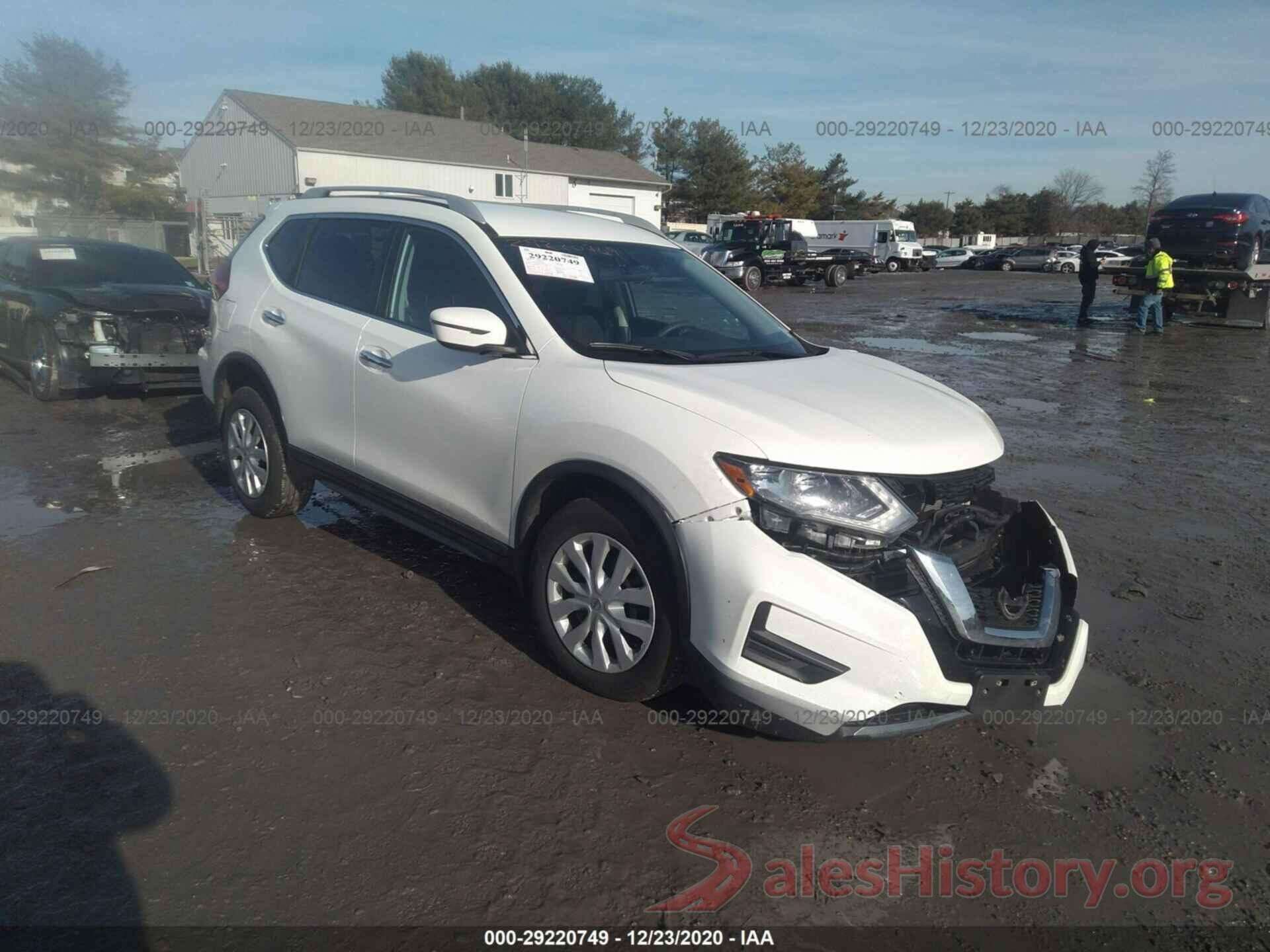 5N1AT2MV9HC779904 2017 NISSAN ROGUE