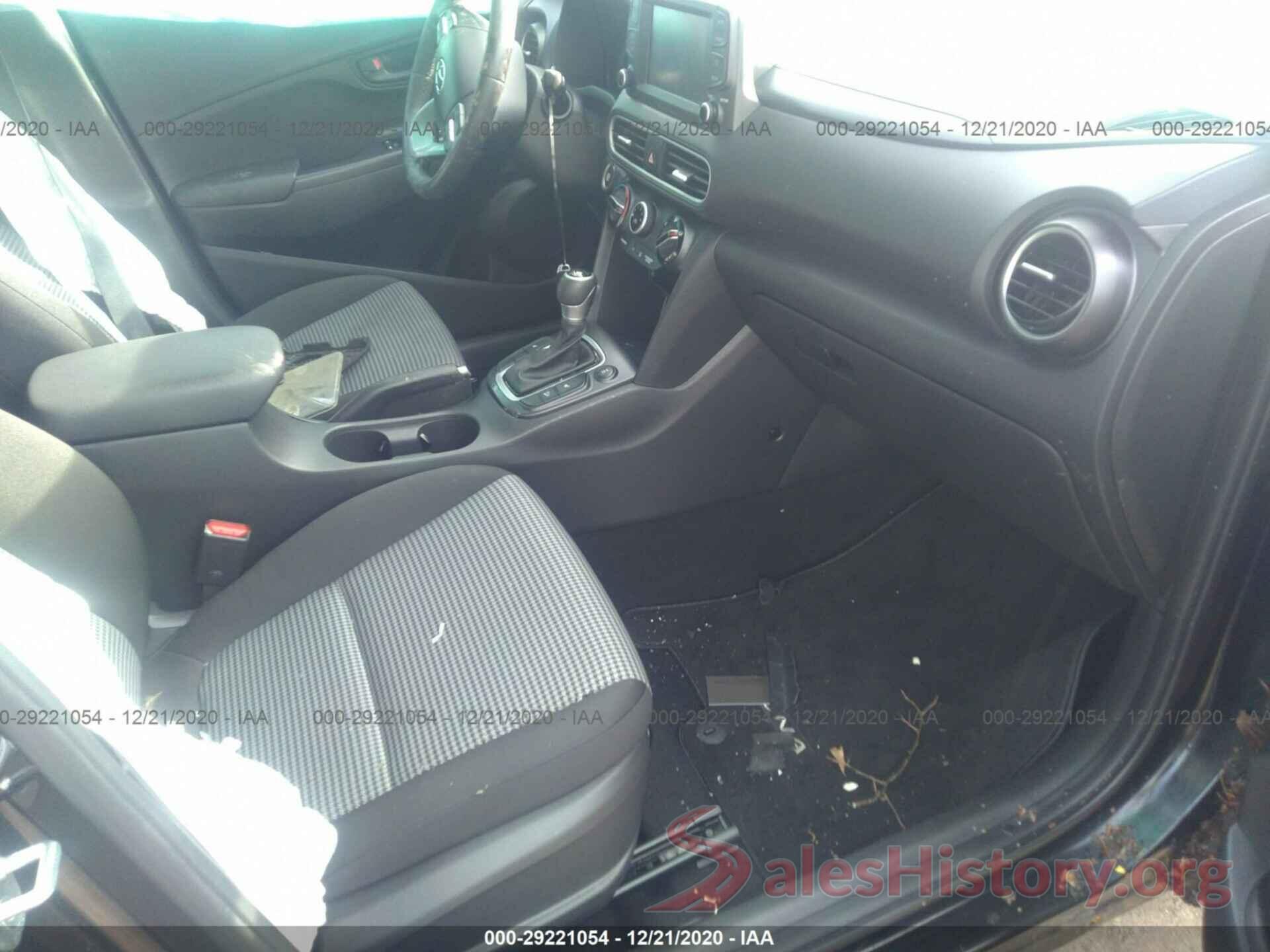 KM8K2CAA6JU079028 2018 HYUNDAI KONA