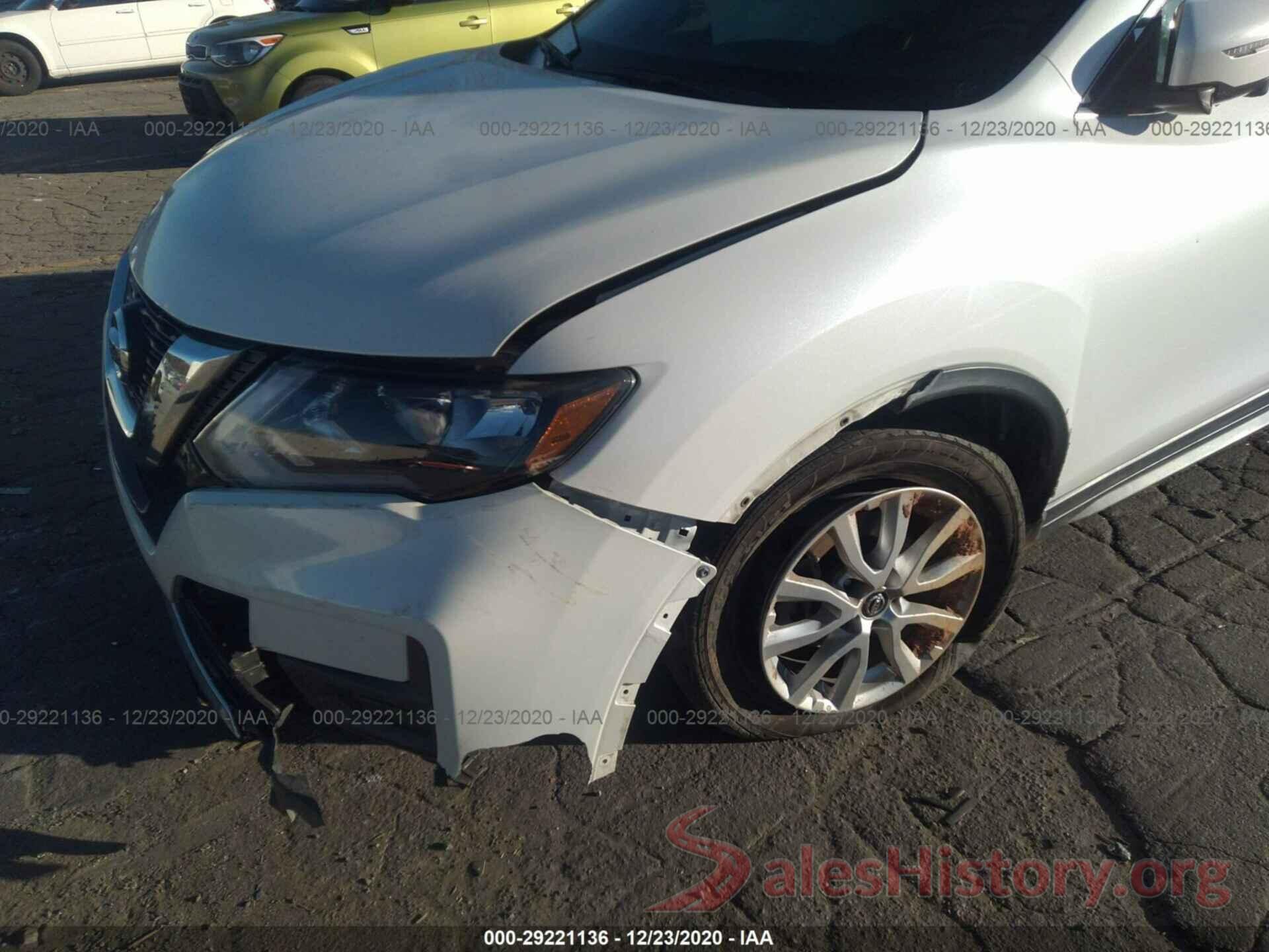 KNMAT2MT8HP509218 2017 NISSAN ROGUE