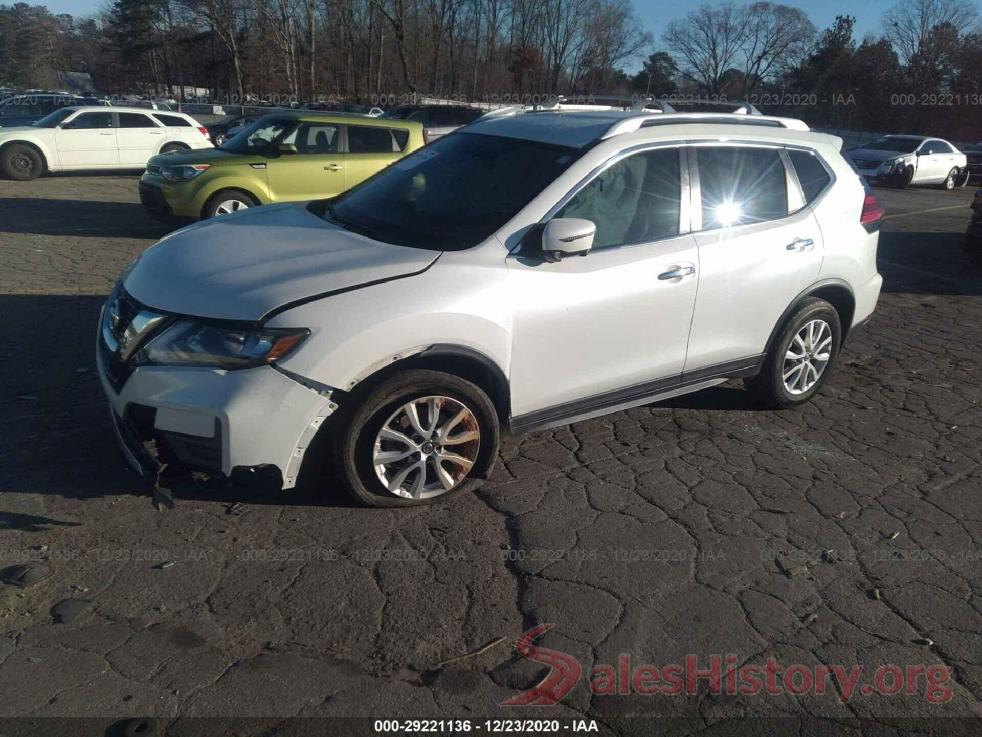 KNMAT2MT8HP509218 2017 NISSAN ROGUE