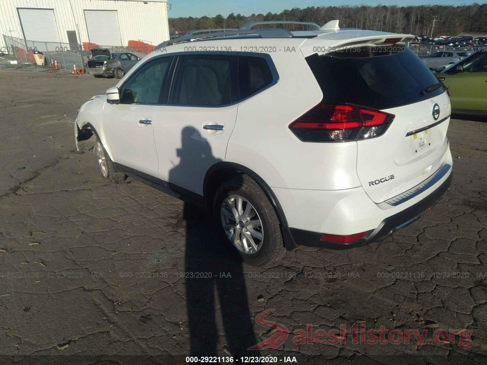 KNMAT2MT8HP509218 2017 NISSAN ROGUE