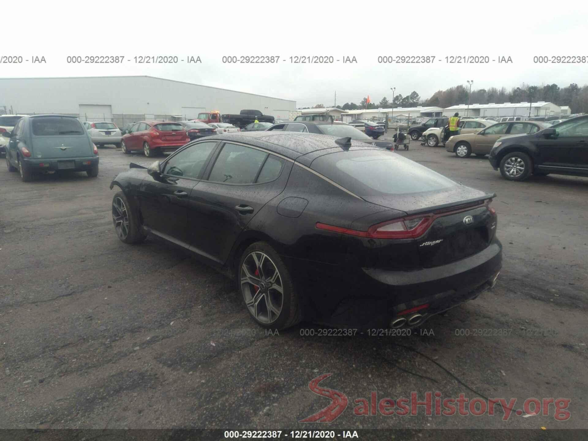 KNAE55LC1J6013085 2018 KIA STINGER