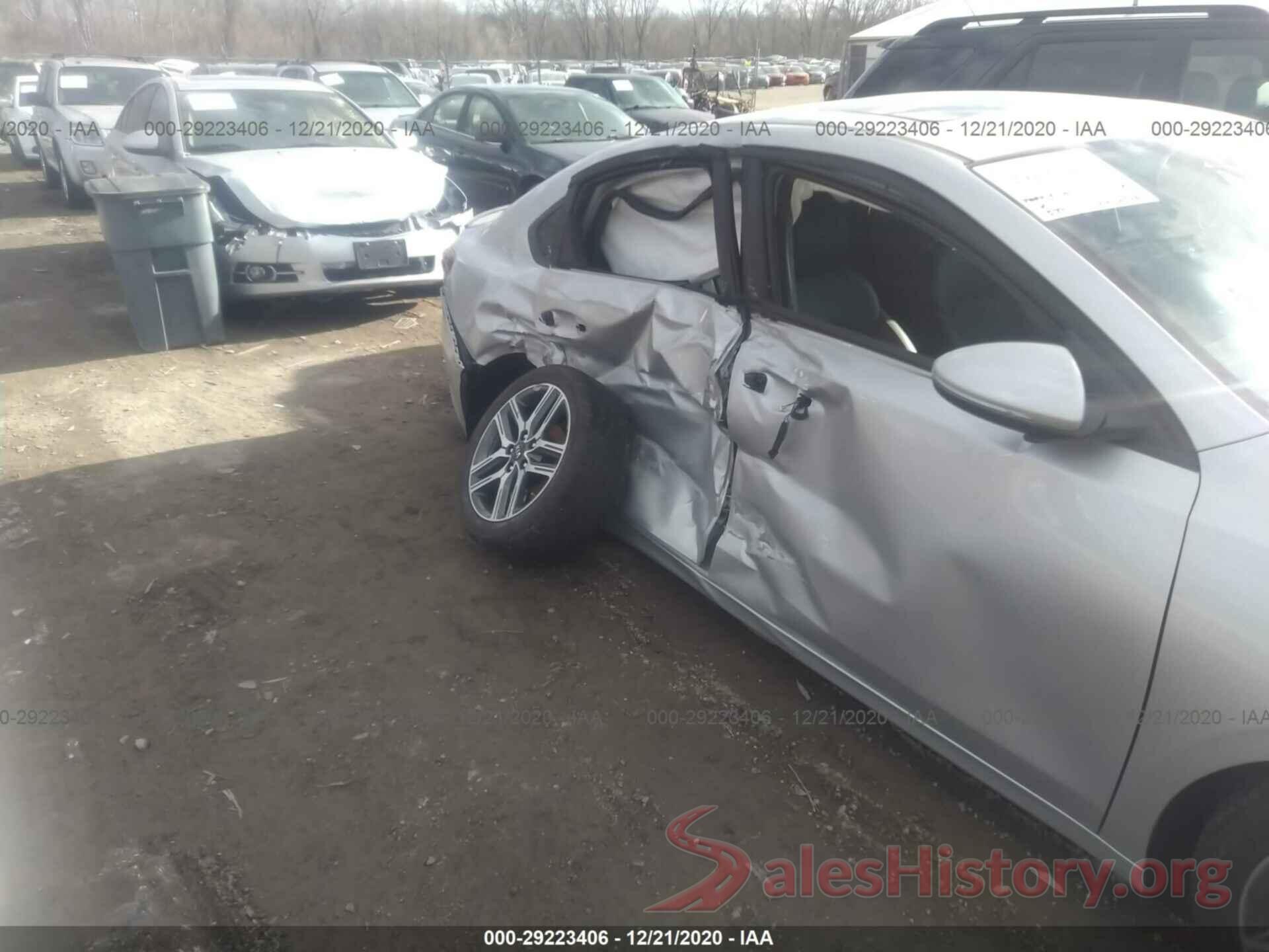 3KPF54AD1LE210493 2020 KIA FORTE