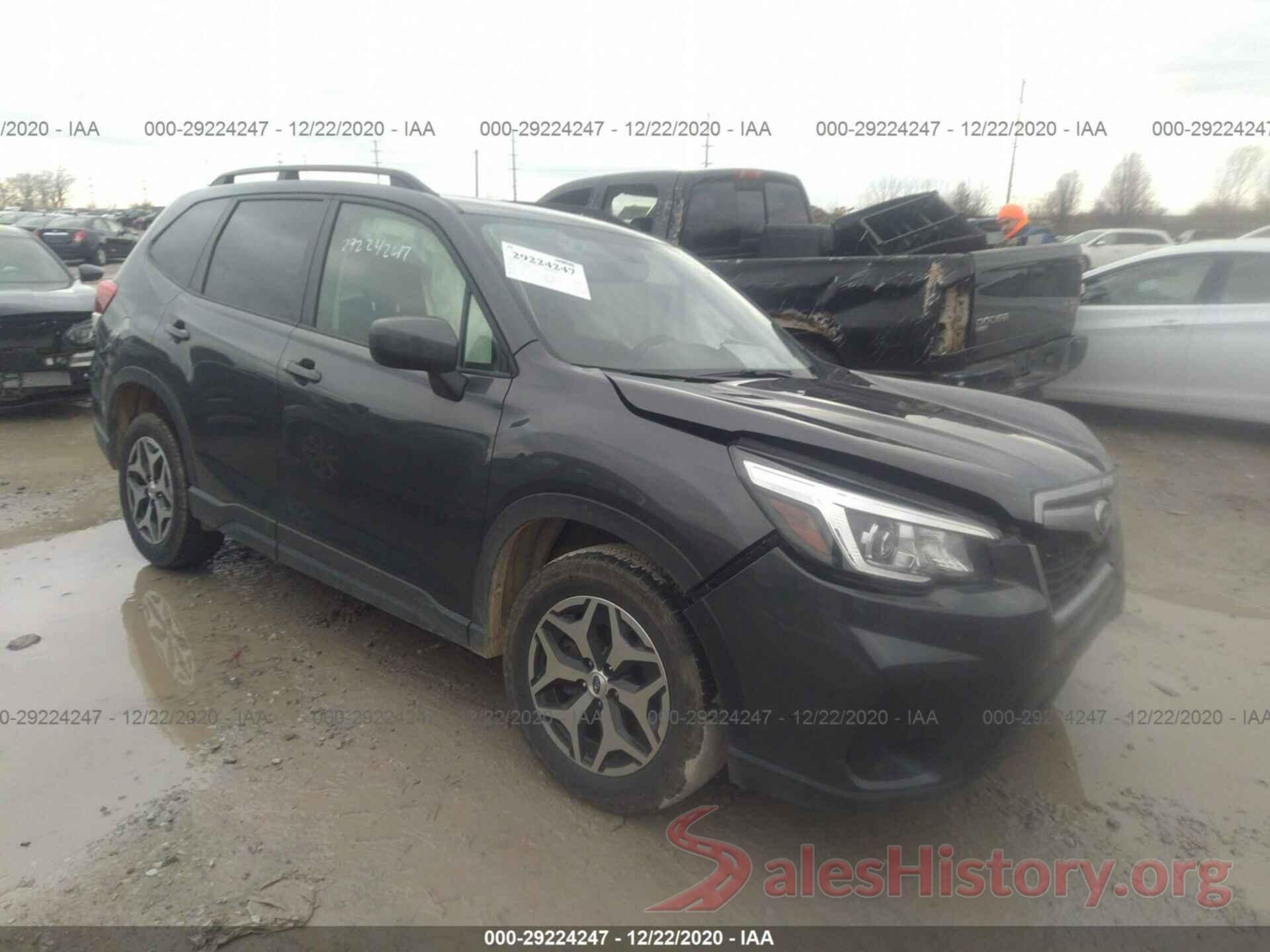 JF2SKAJC1LH553958 2020 SUBARU FORESTER