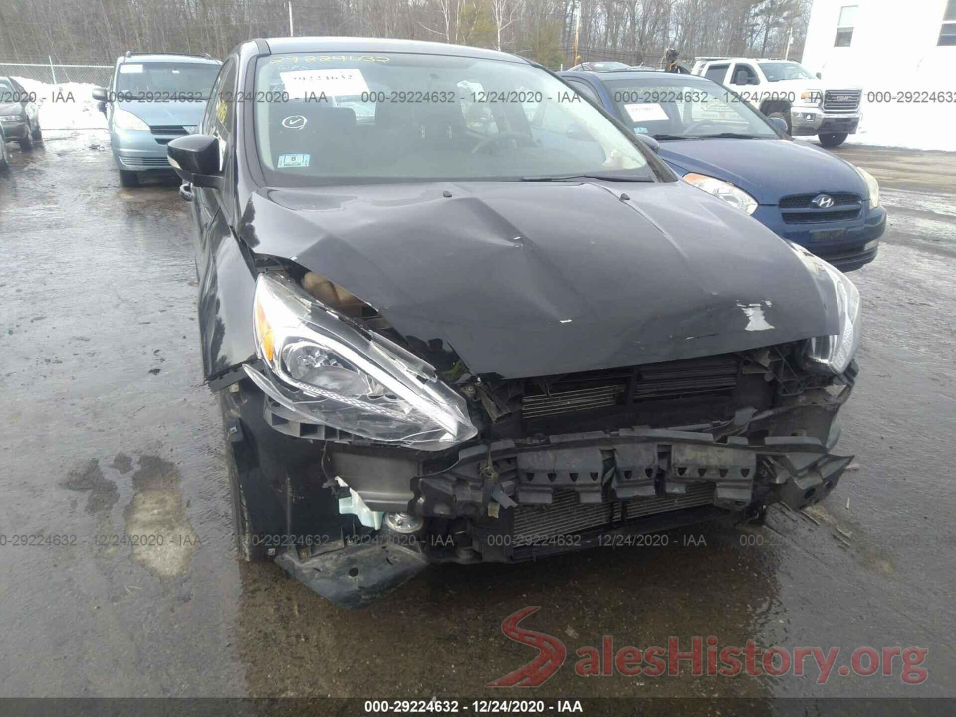 1FADP3K22HL215828 2017 FORD FOCUS