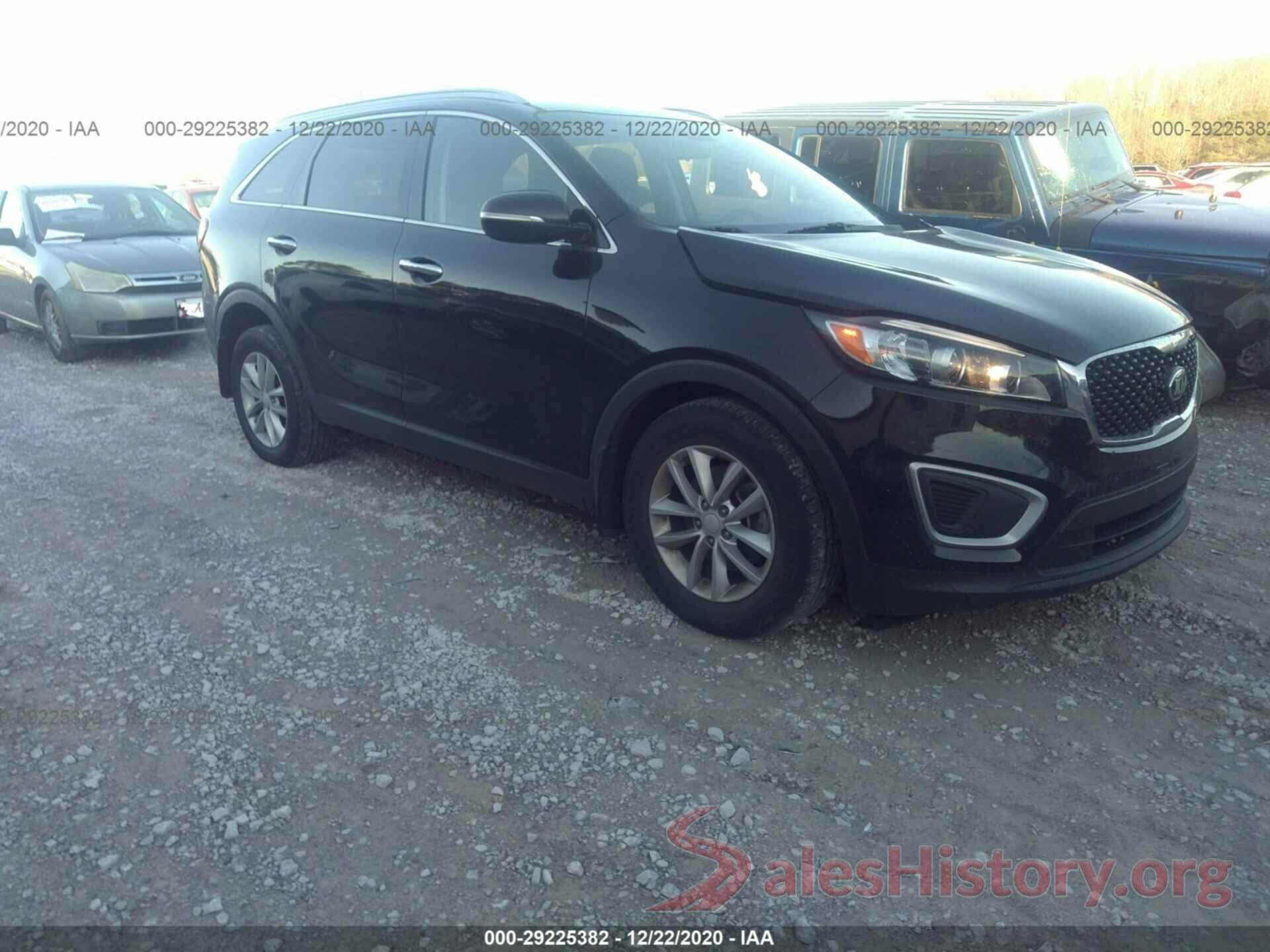 5XYPG4A39HG261983 2017 KIA SORENTO