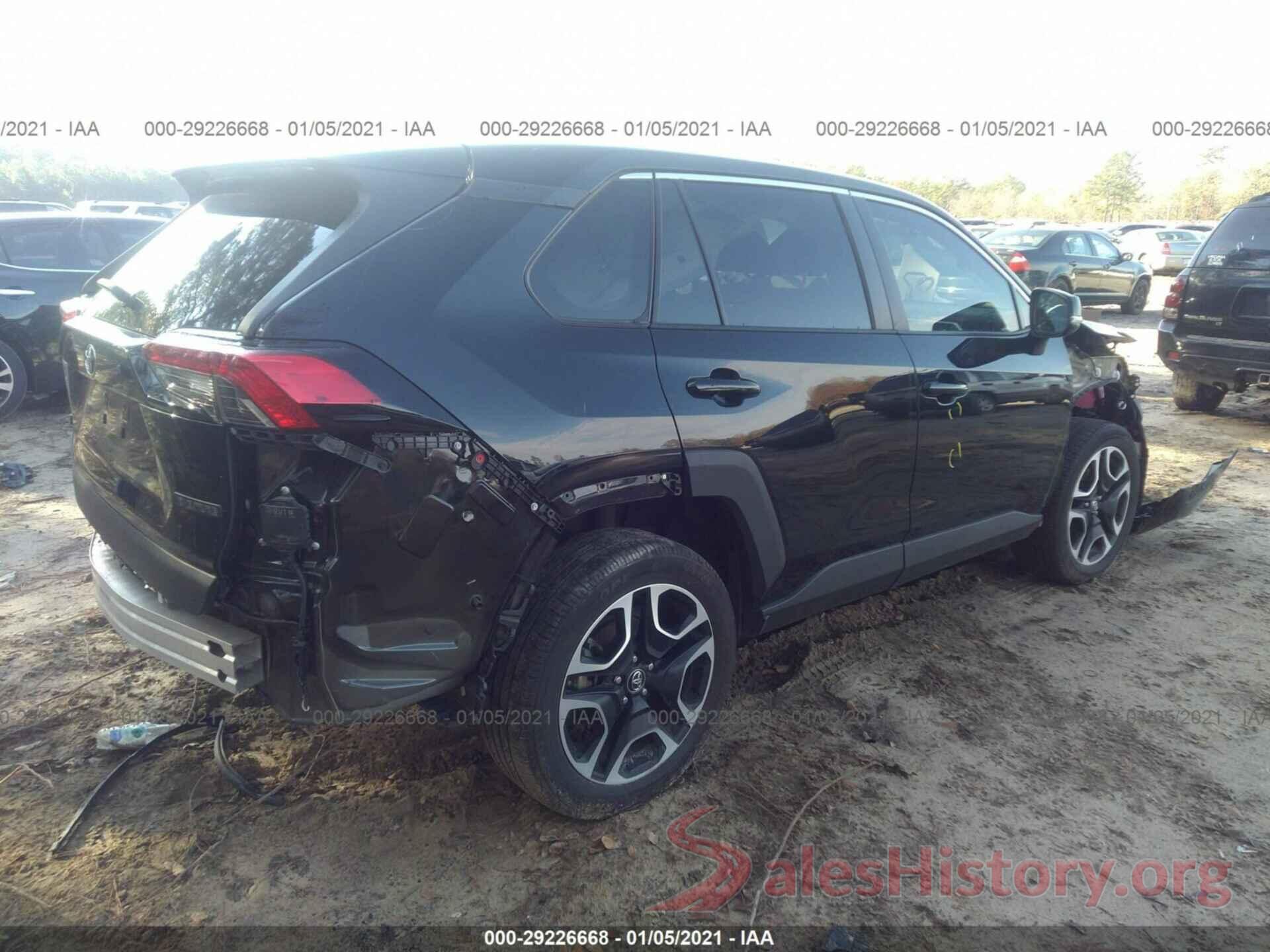 2T3J1RFV8KW021119 2019 TOYOTA RAV4