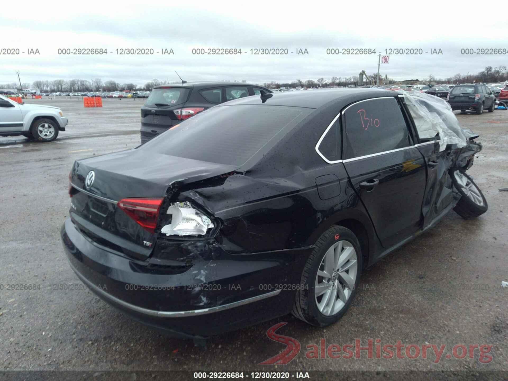 1VWBA7A34JC018912 2018 VOLKSWAGEN PASSAT